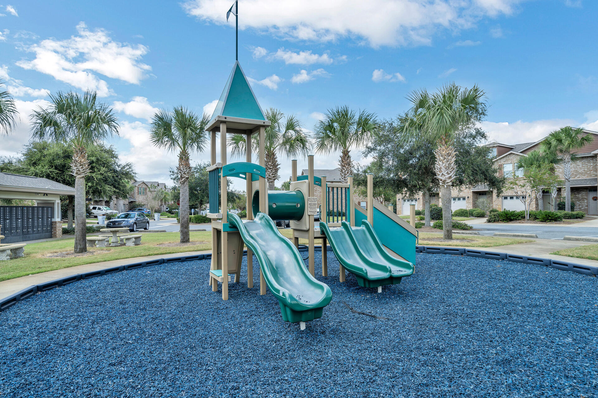 RESERVE POINTE - Residential