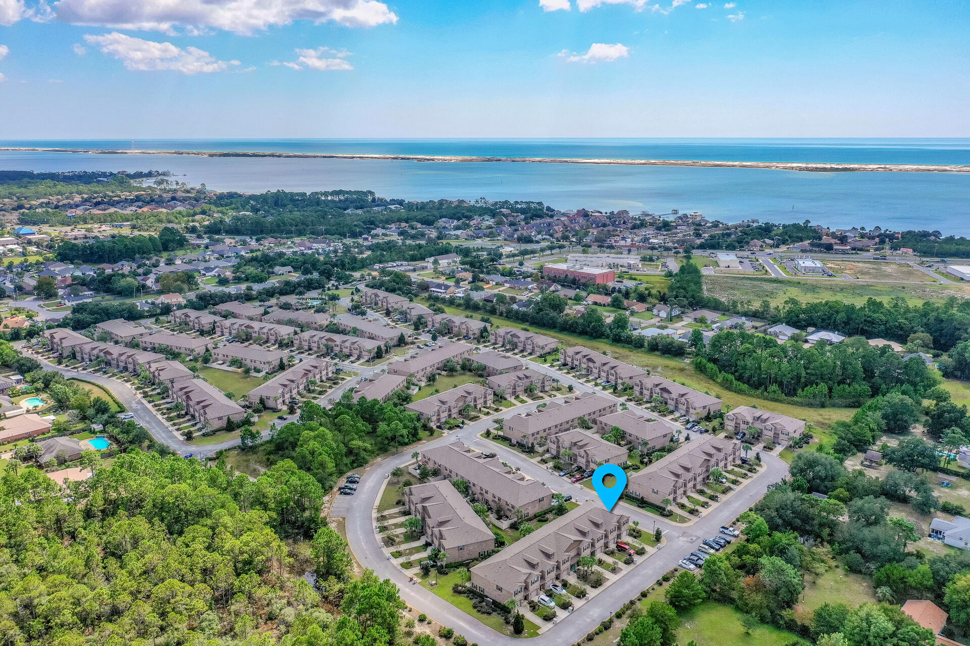 RESERVE POINTE - Residential