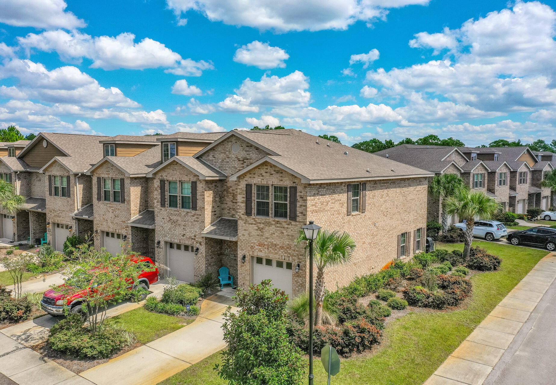 RESERVE POINTE - Residential