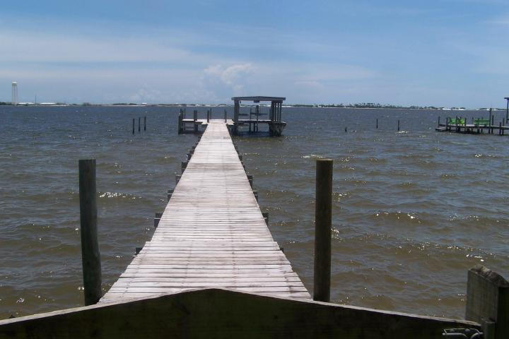 CRESCENT SHORES - Residential