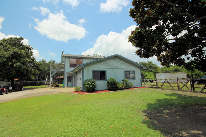 CRESCENT SHORES - Residential