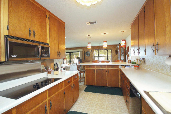 CRESCENT SHORES - Residential