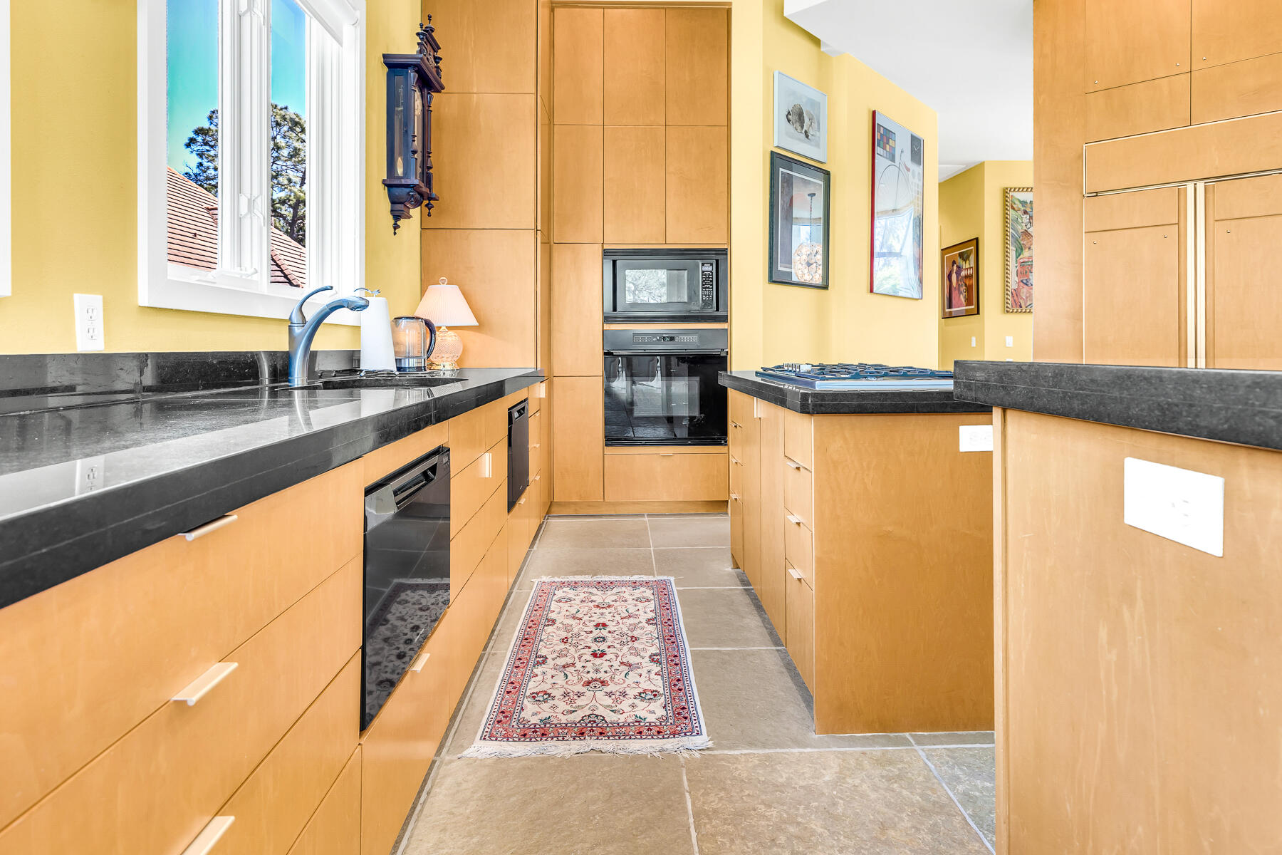 ISLAND GREEN - Residential