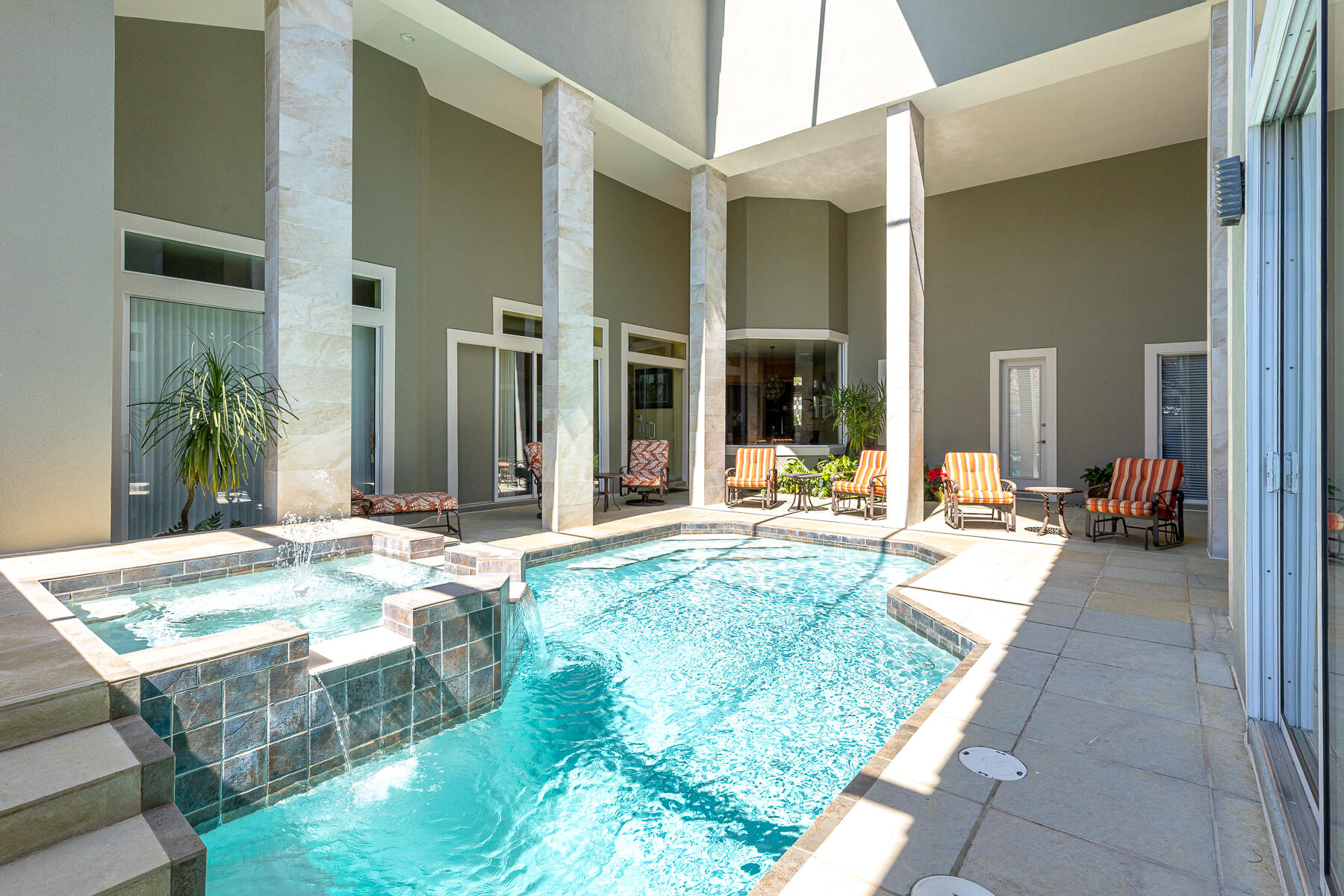 ISLAND GREEN - Residential