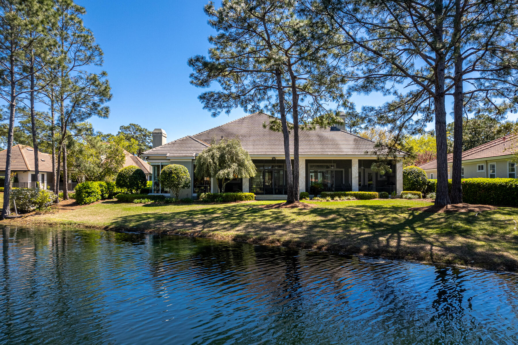 ISLAND GREEN - Residential