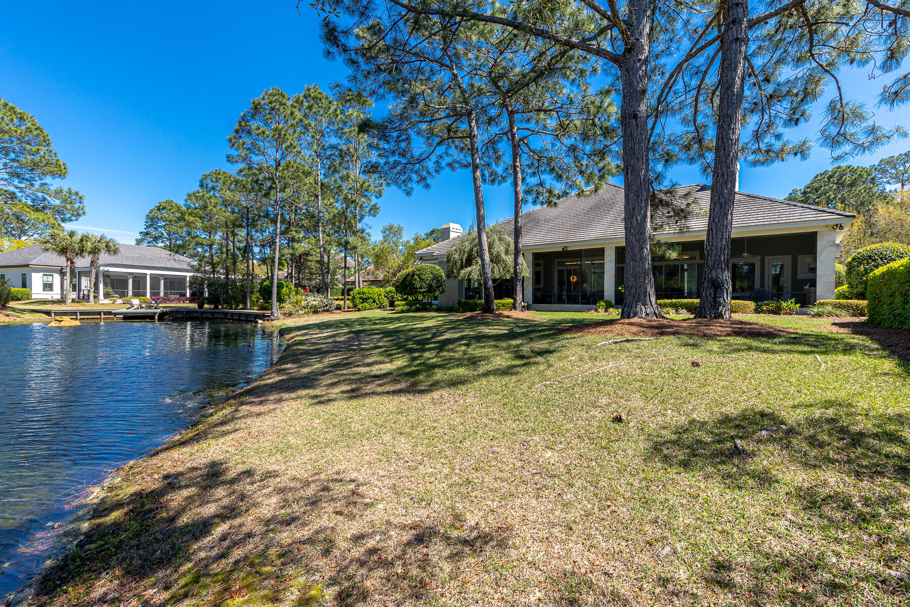 ISLAND GREEN - Residential