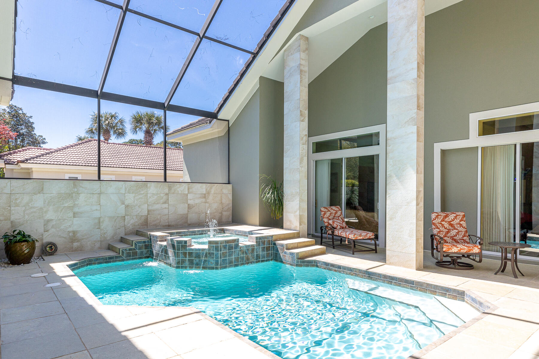 ISLAND GREEN - Residential