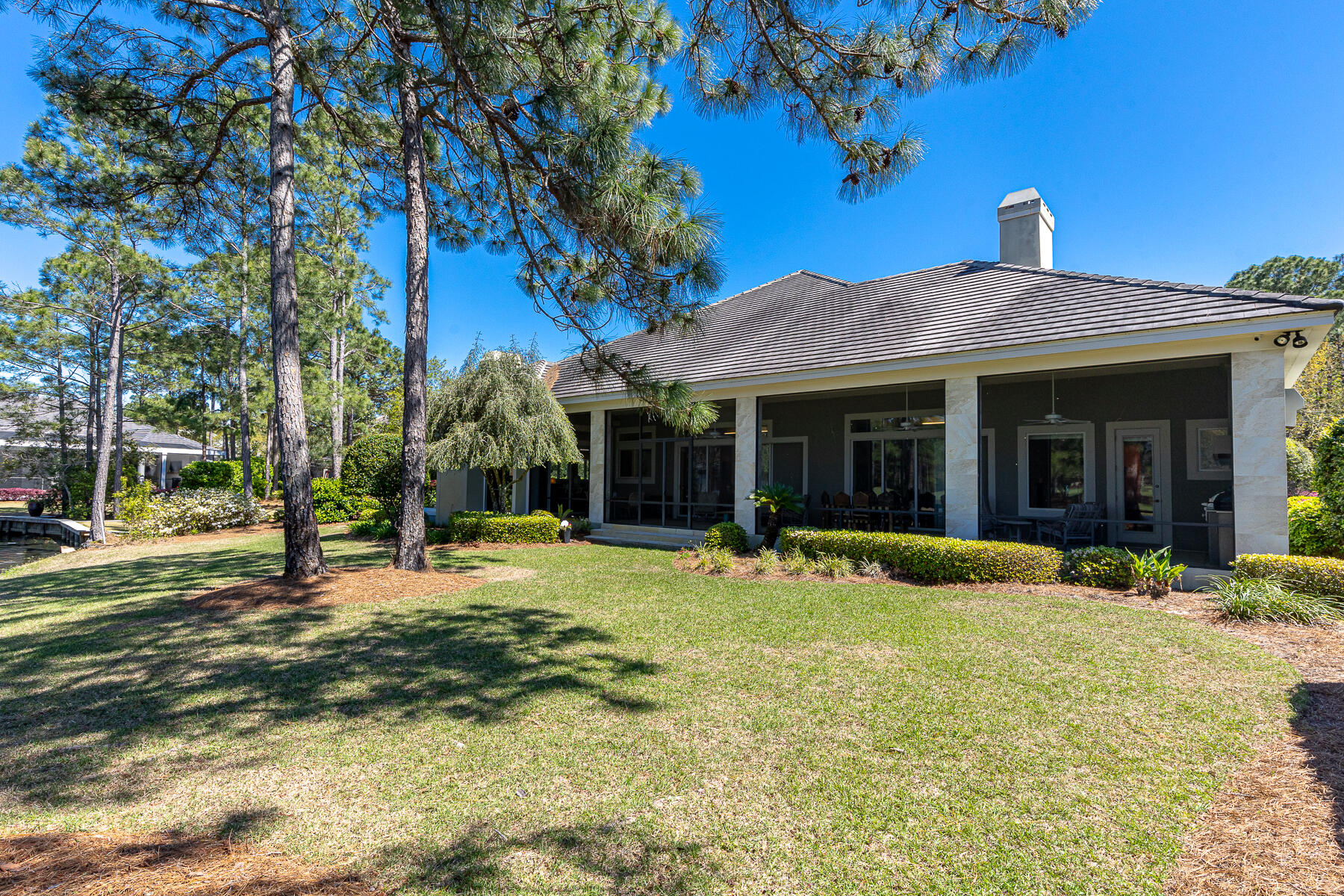 ISLAND GREEN - Residential