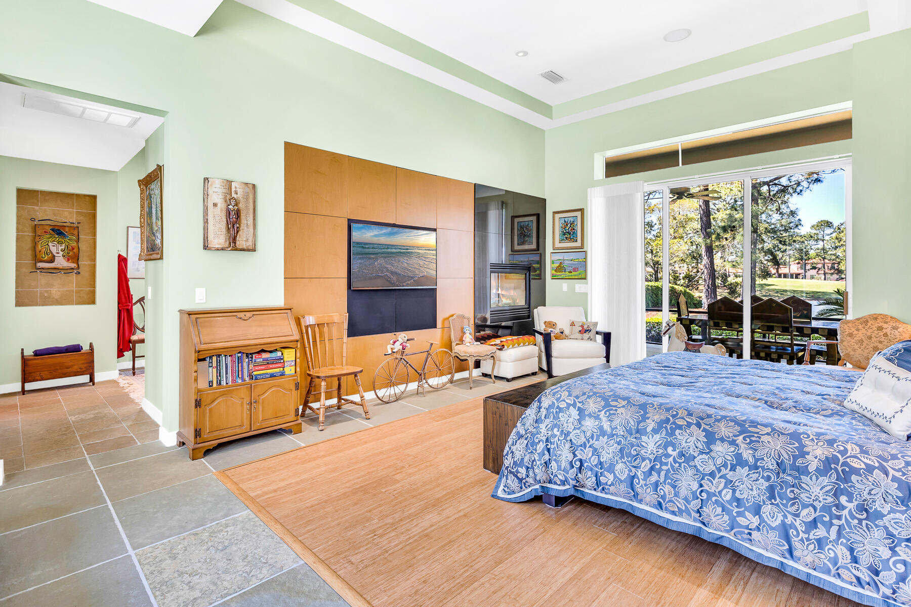 ISLAND GREEN - Residential