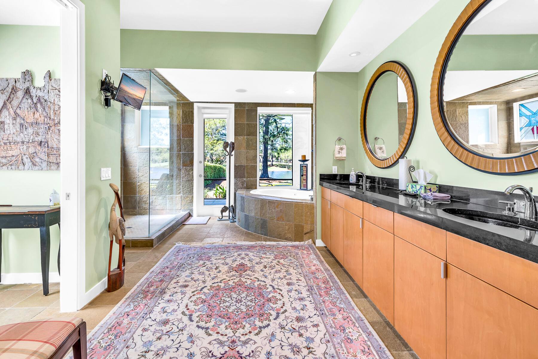 ISLAND GREEN - Residential