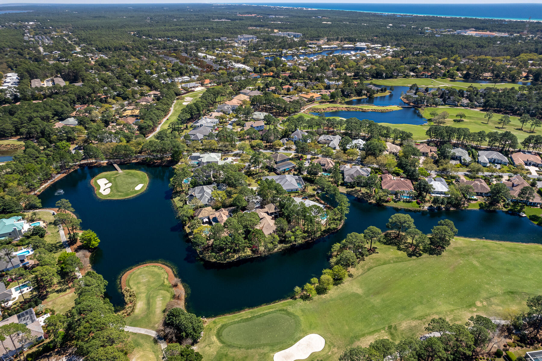 ISLAND GREEN - Residential