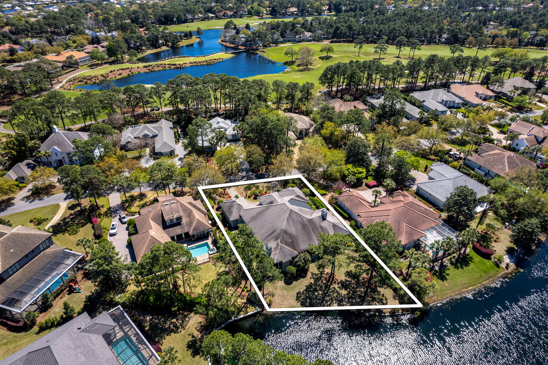 ISLAND GREEN - Residential