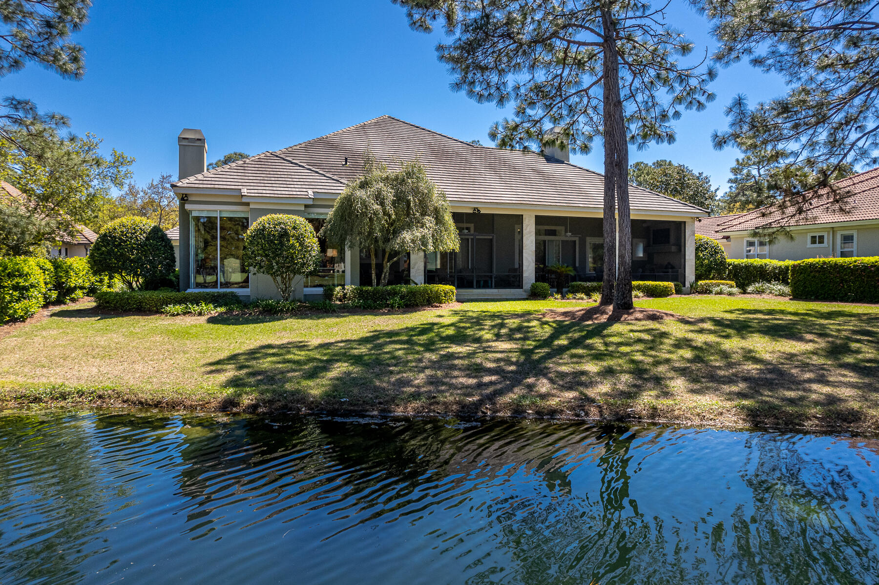 ISLAND GREEN - Residential