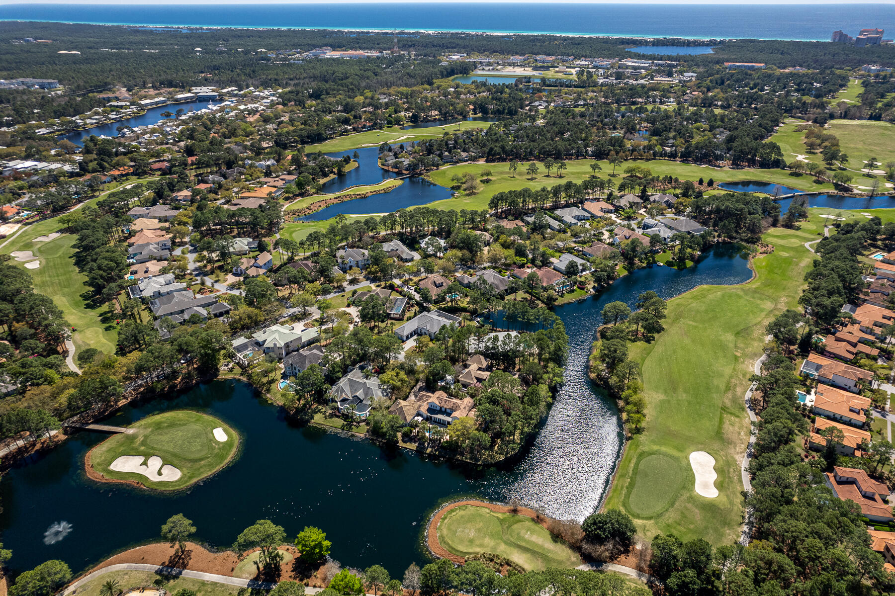ISLAND GREEN - Residential