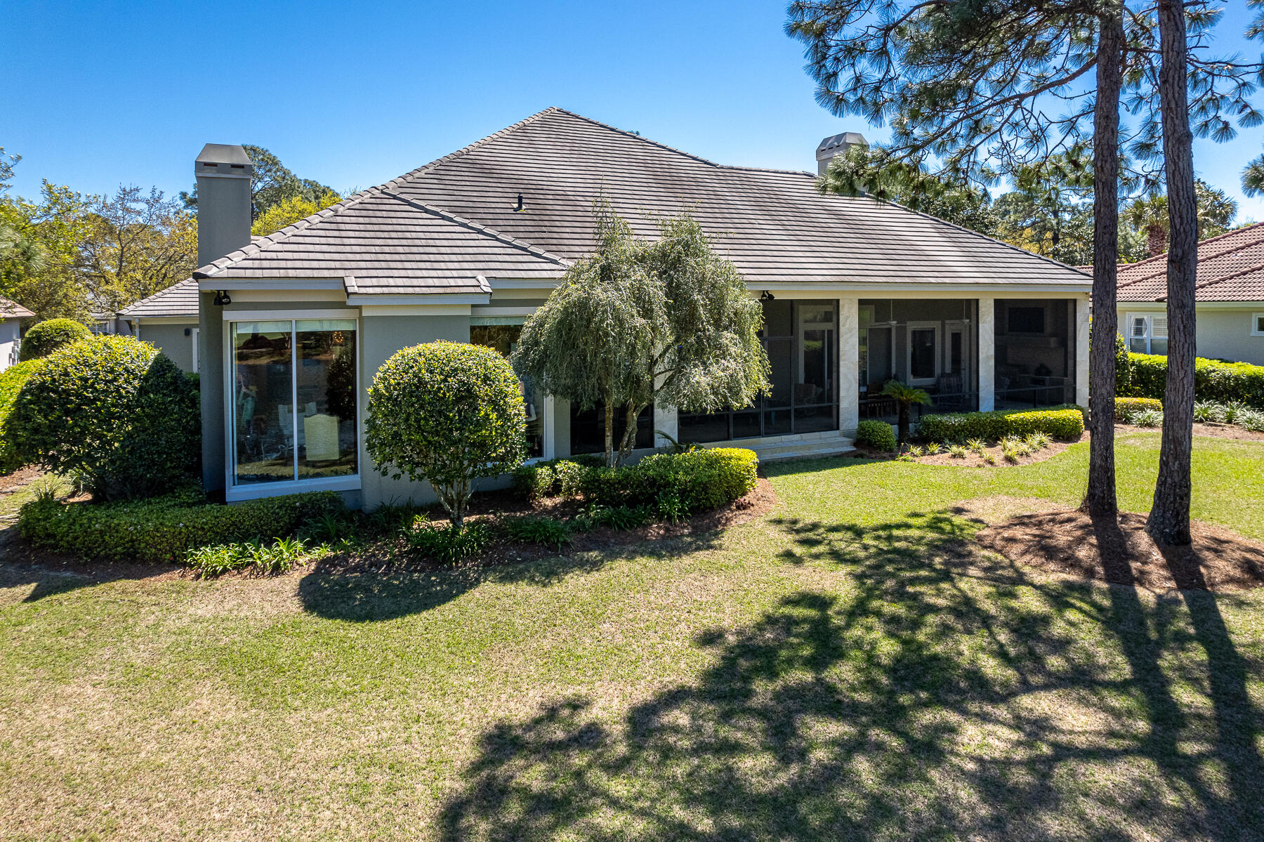 ISLAND GREEN - Residential