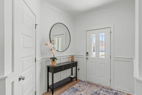 Photo of 165 Sweetclover Street, Freeport, FL 32439 (MLS # 989095)