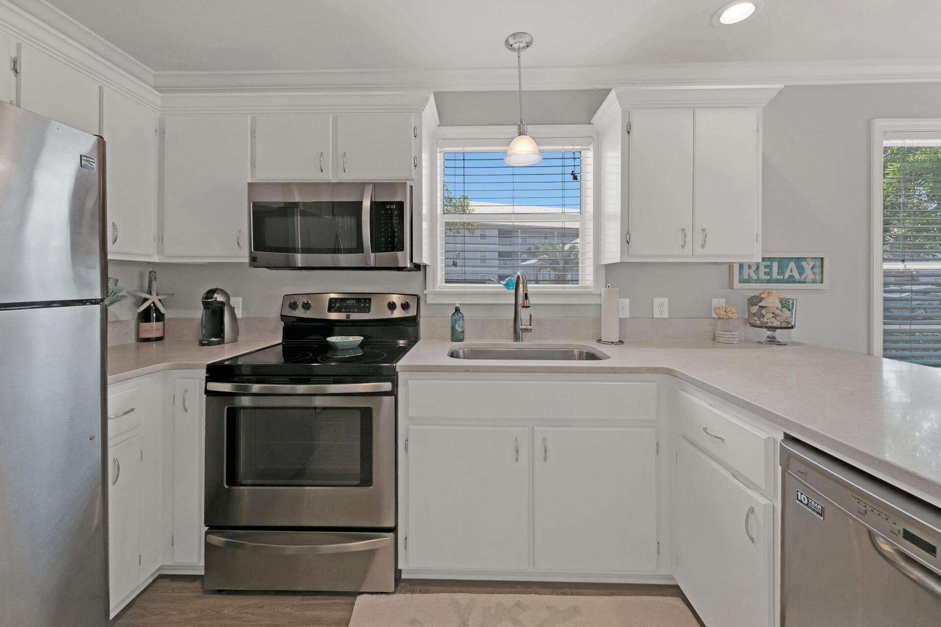 BEACHSIDE VILLAS CONDO - Residential