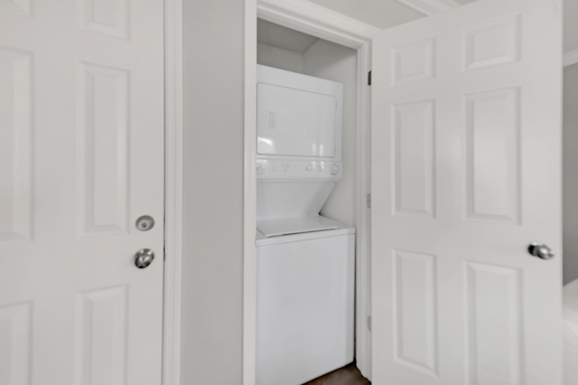 BEACHSIDE VILLAS CONDO - Residential