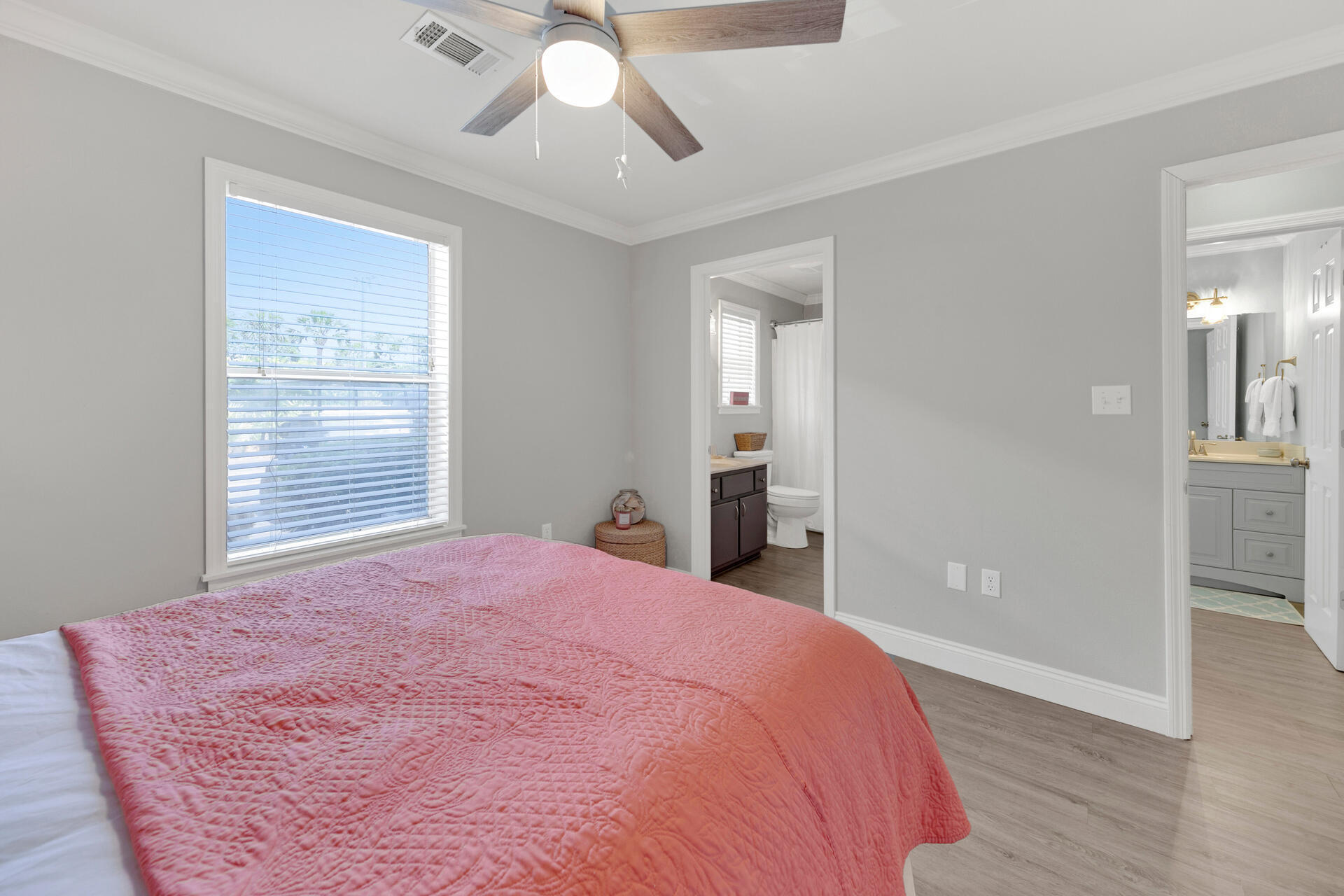 BEACHSIDE VILLAS CONDO - Residential