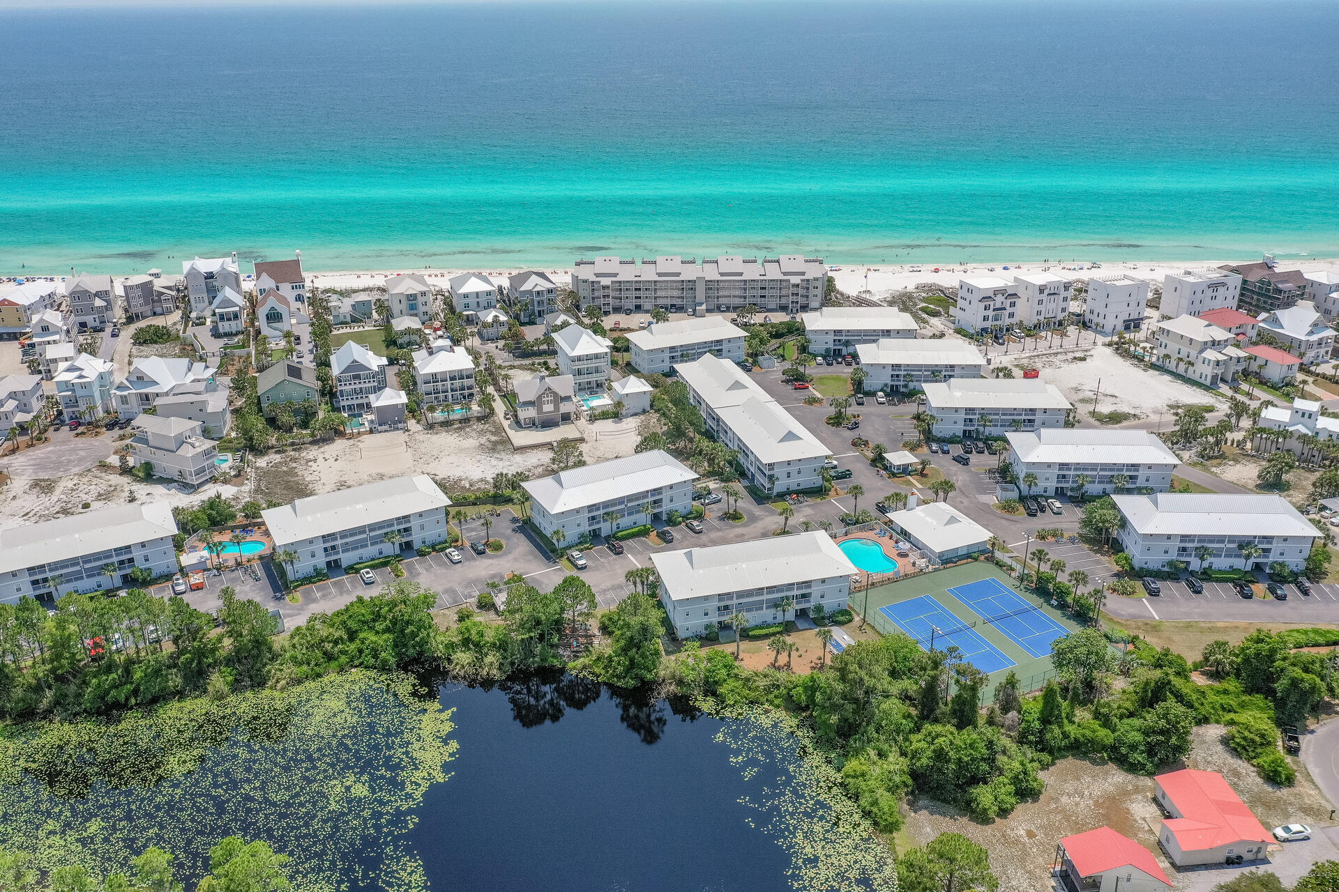 BEACHSIDE VILLAS CONDO - Residential