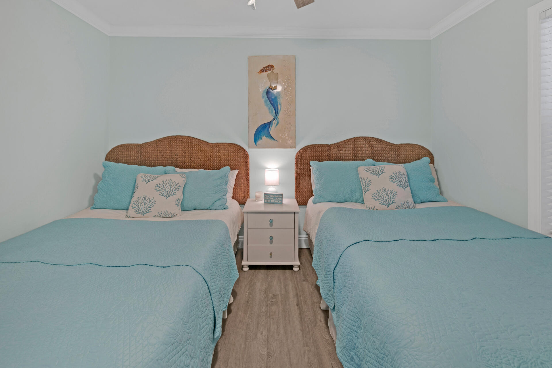 BEACHSIDE VILLAS CONDO - Residential