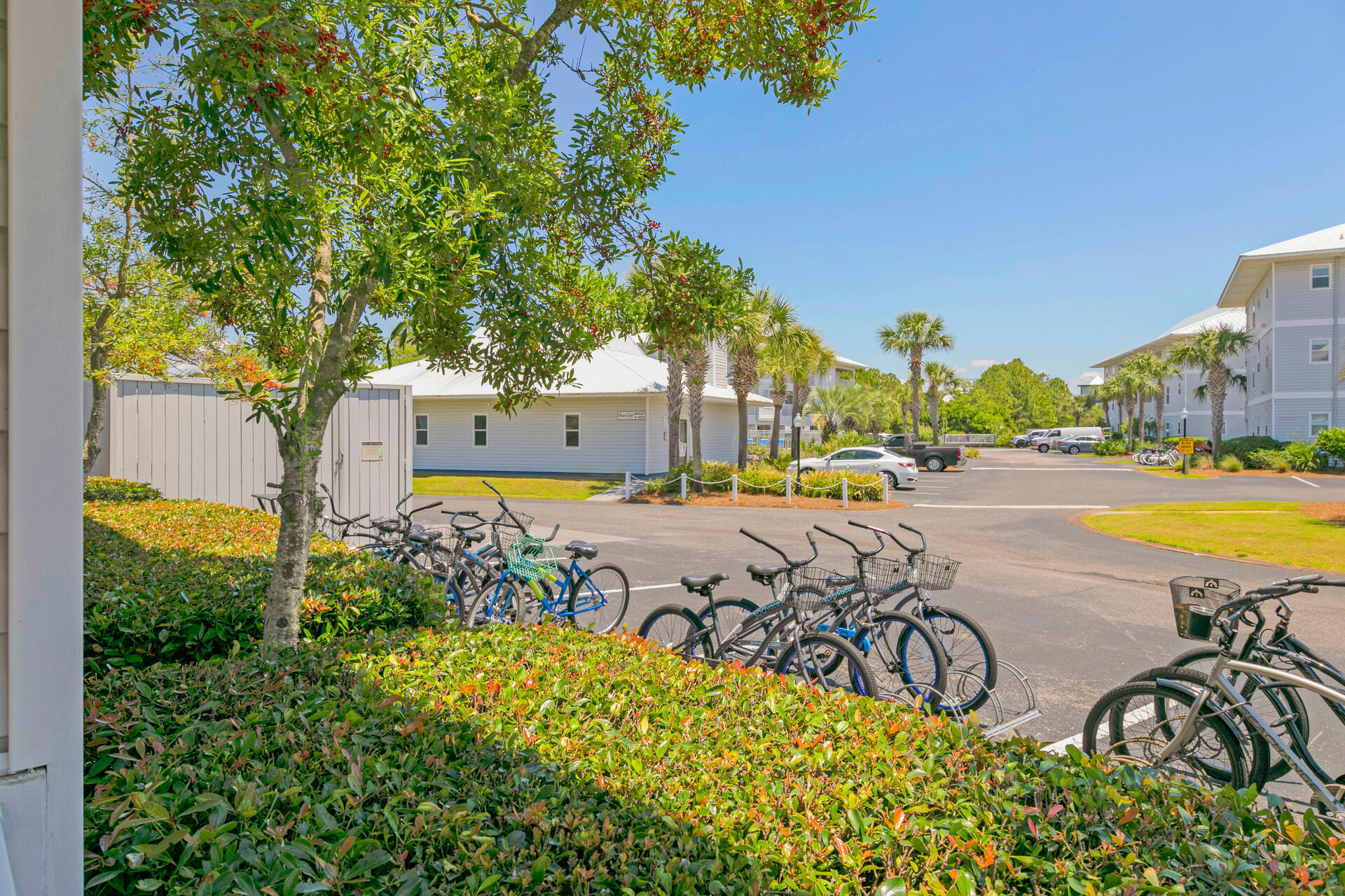 BEACHSIDE VILLAS CONDO - Residential