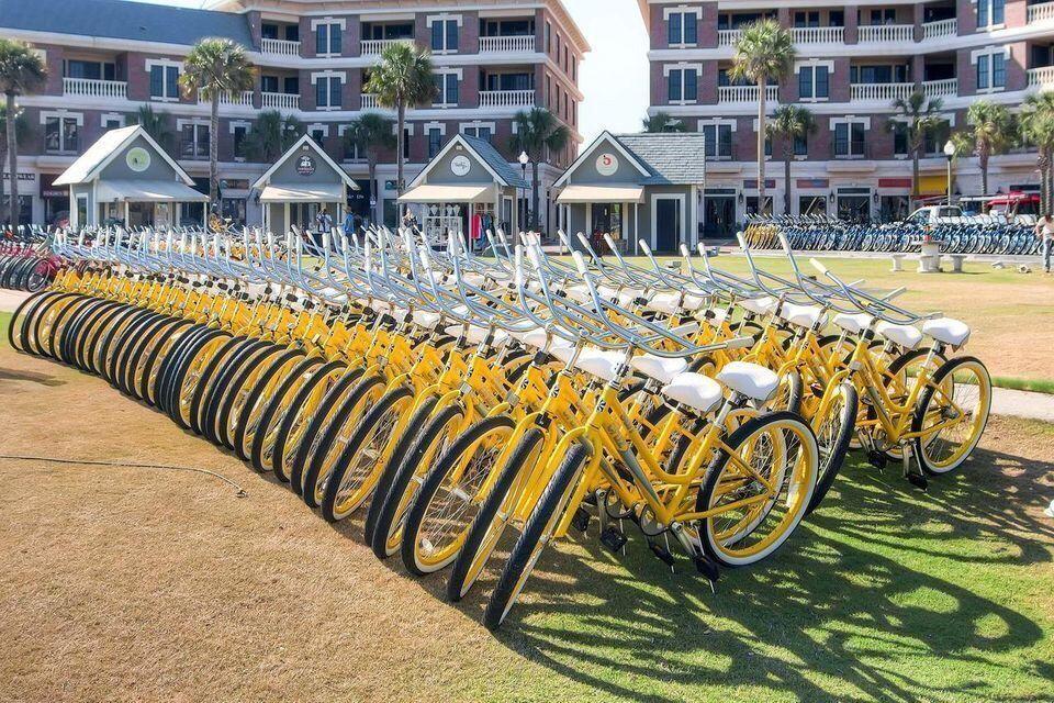 BEACHSIDE VILLAS CONDO - Residential