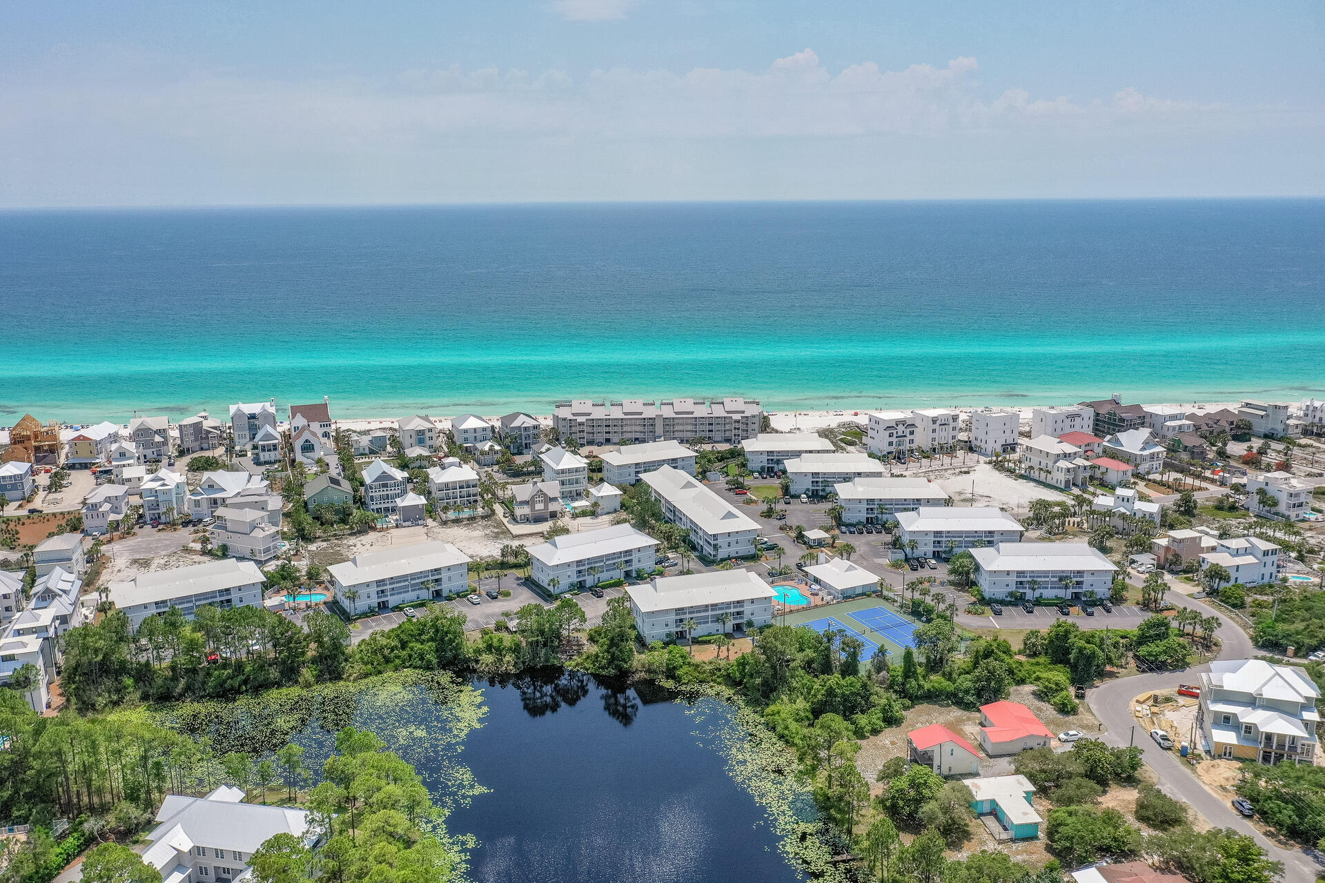 BEACHSIDE VILLAS CONDO - Residential