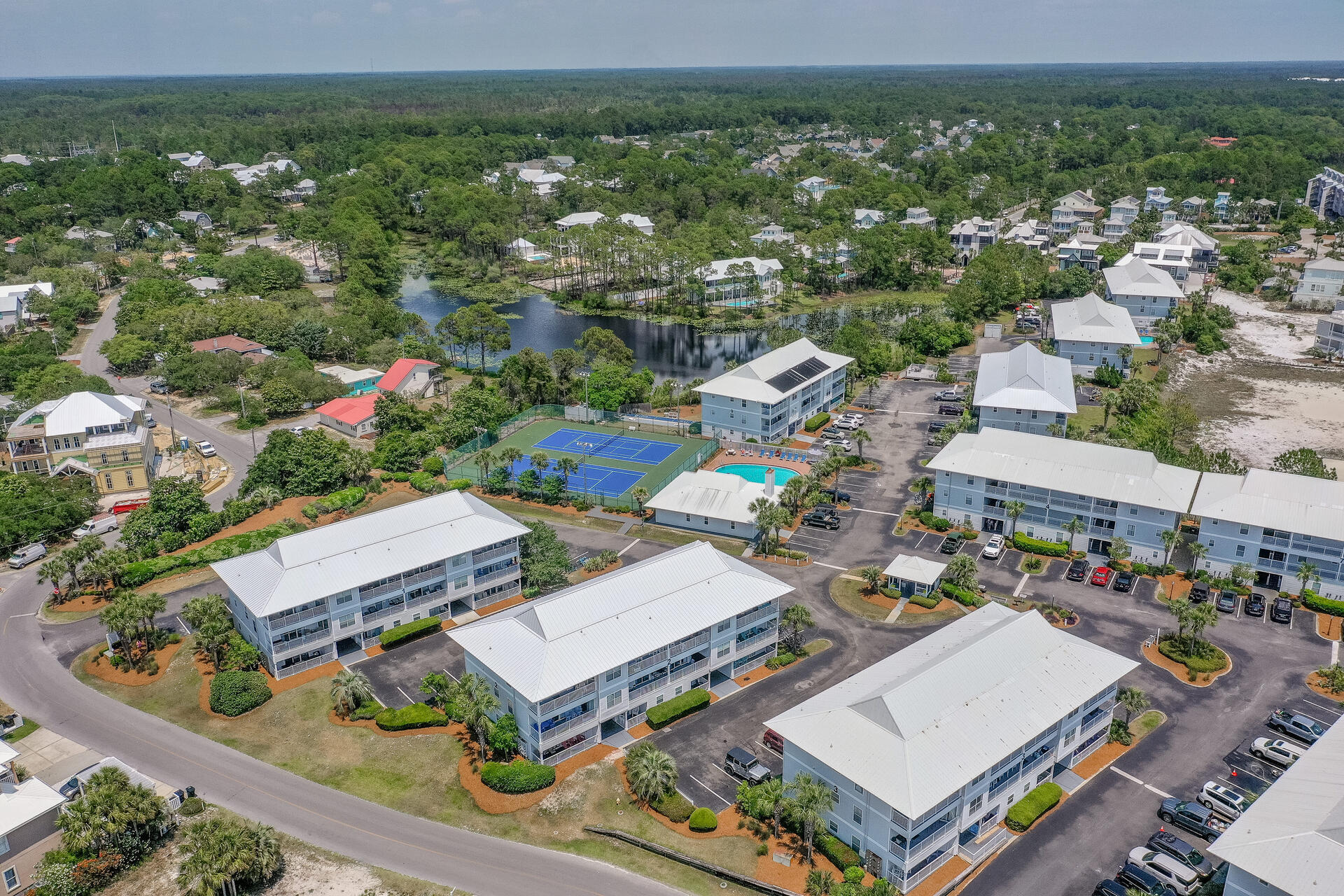 BEACHSIDE VILLAS CONDO - Residential