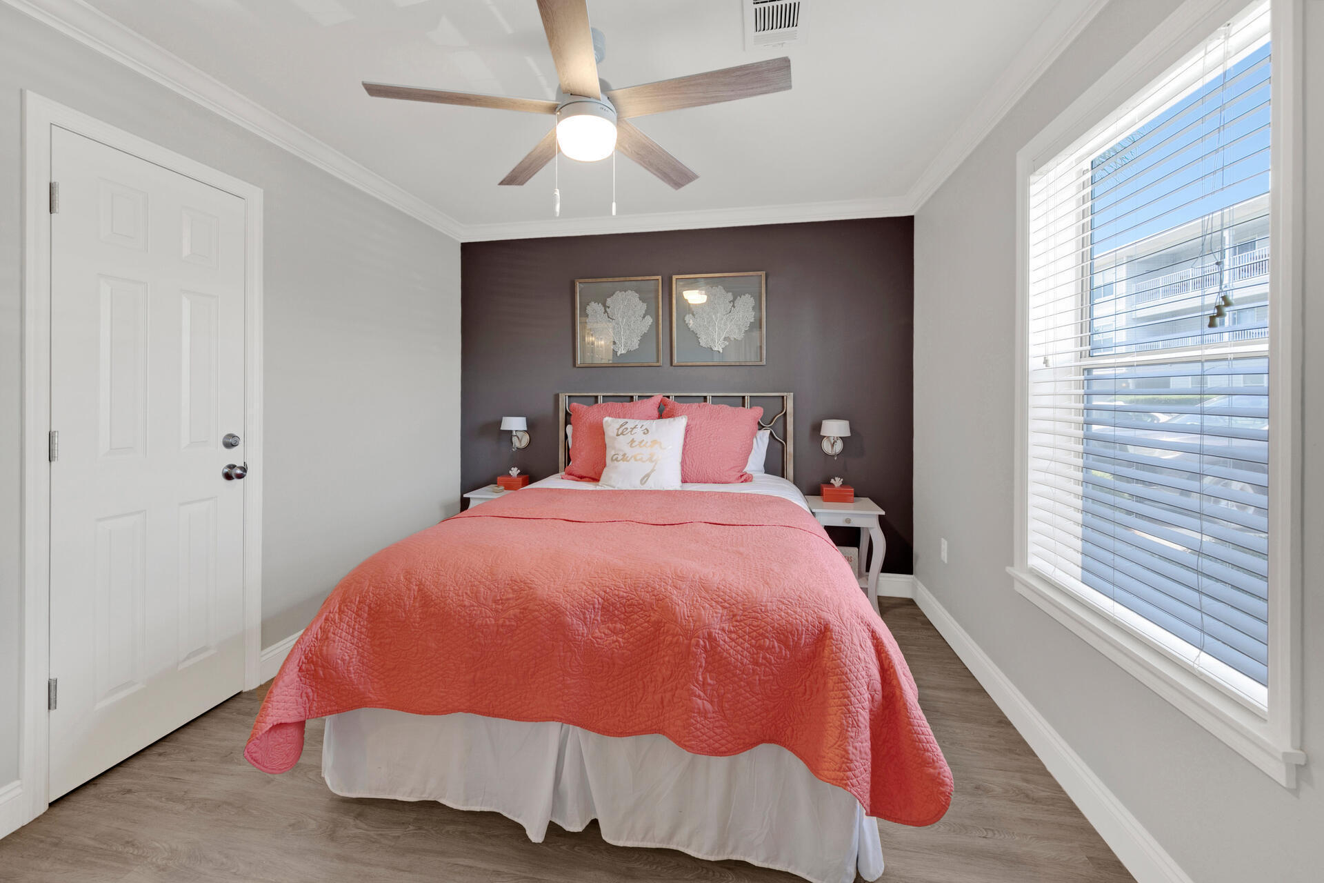 BEACHSIDE VILLAS CONDO - Residential