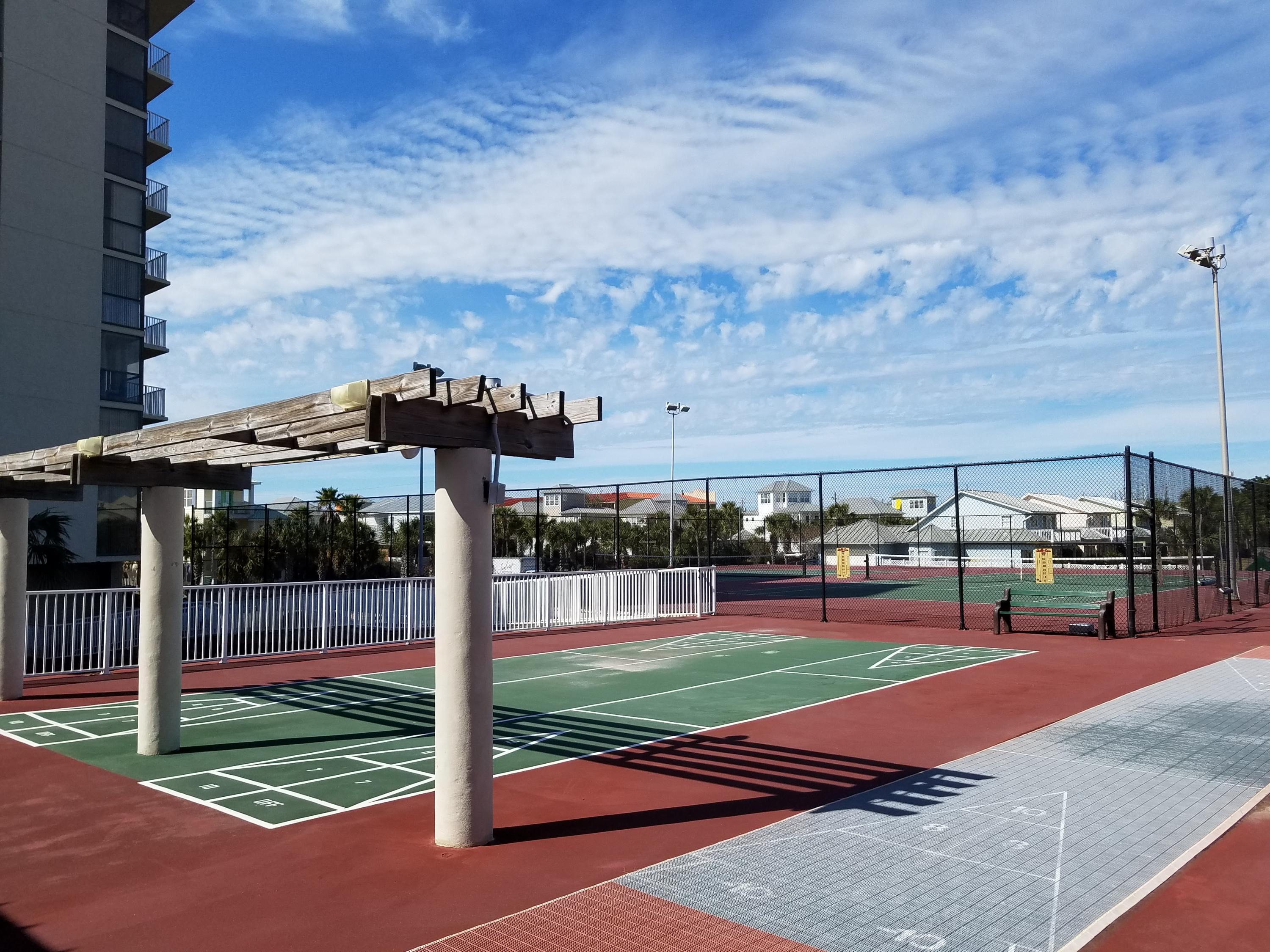 MAINSAIL CONDO PH 3 - Residential