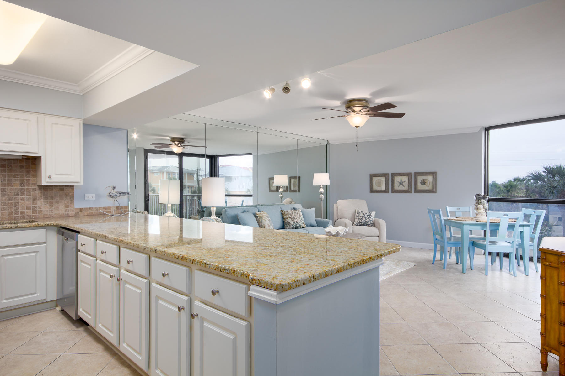 MAINSAIL CONDO PH 3 - Residential