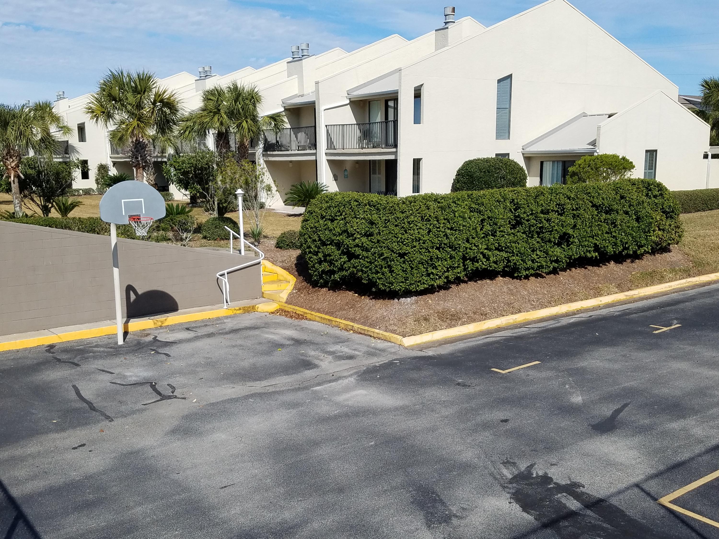 MAINSAIL CONDO PH 3 - Residential