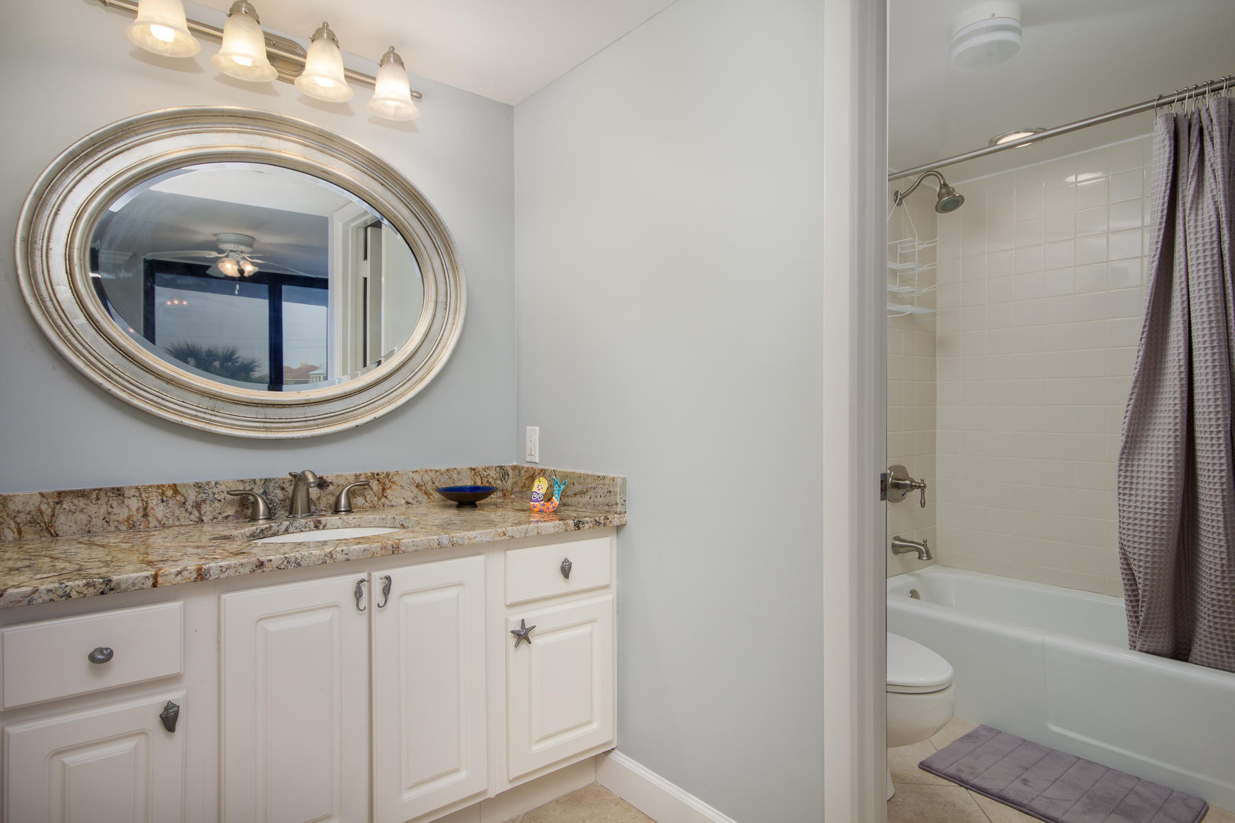 MAINSAIL CONDO PH 3 - Residential