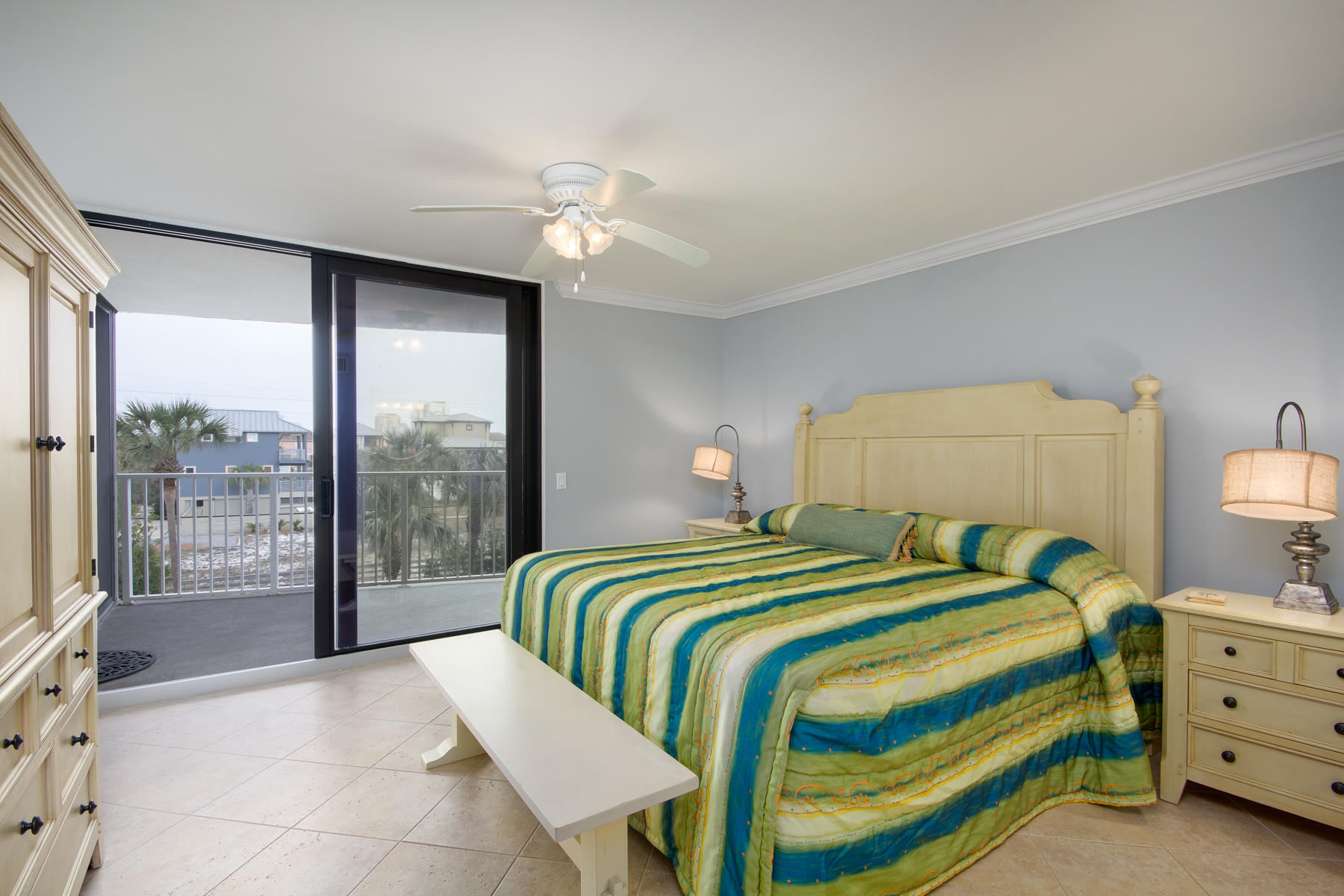 MAINSAIL CONDO PH 3 - Residential