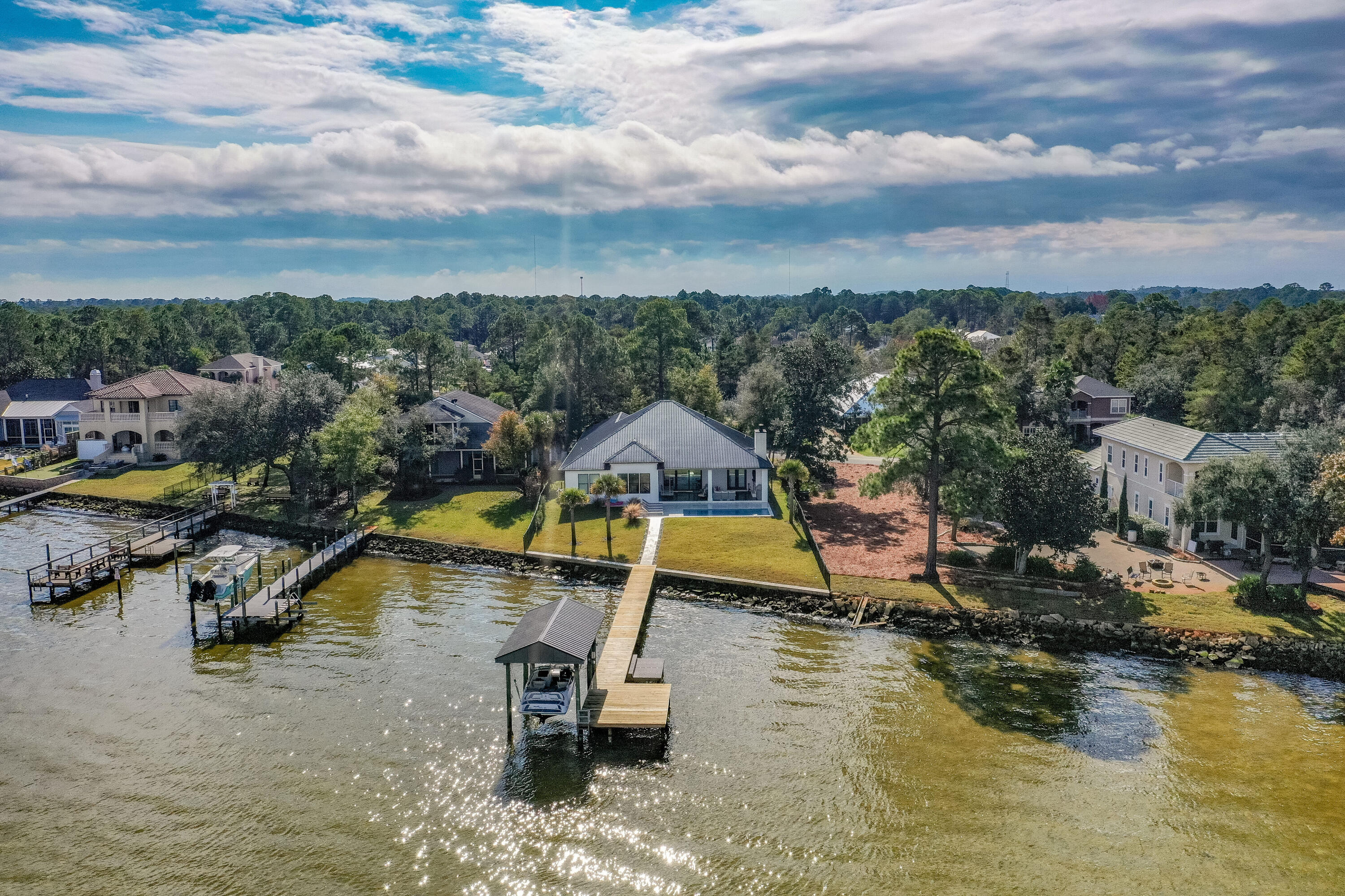 PELICAN BAY S/D - Residential