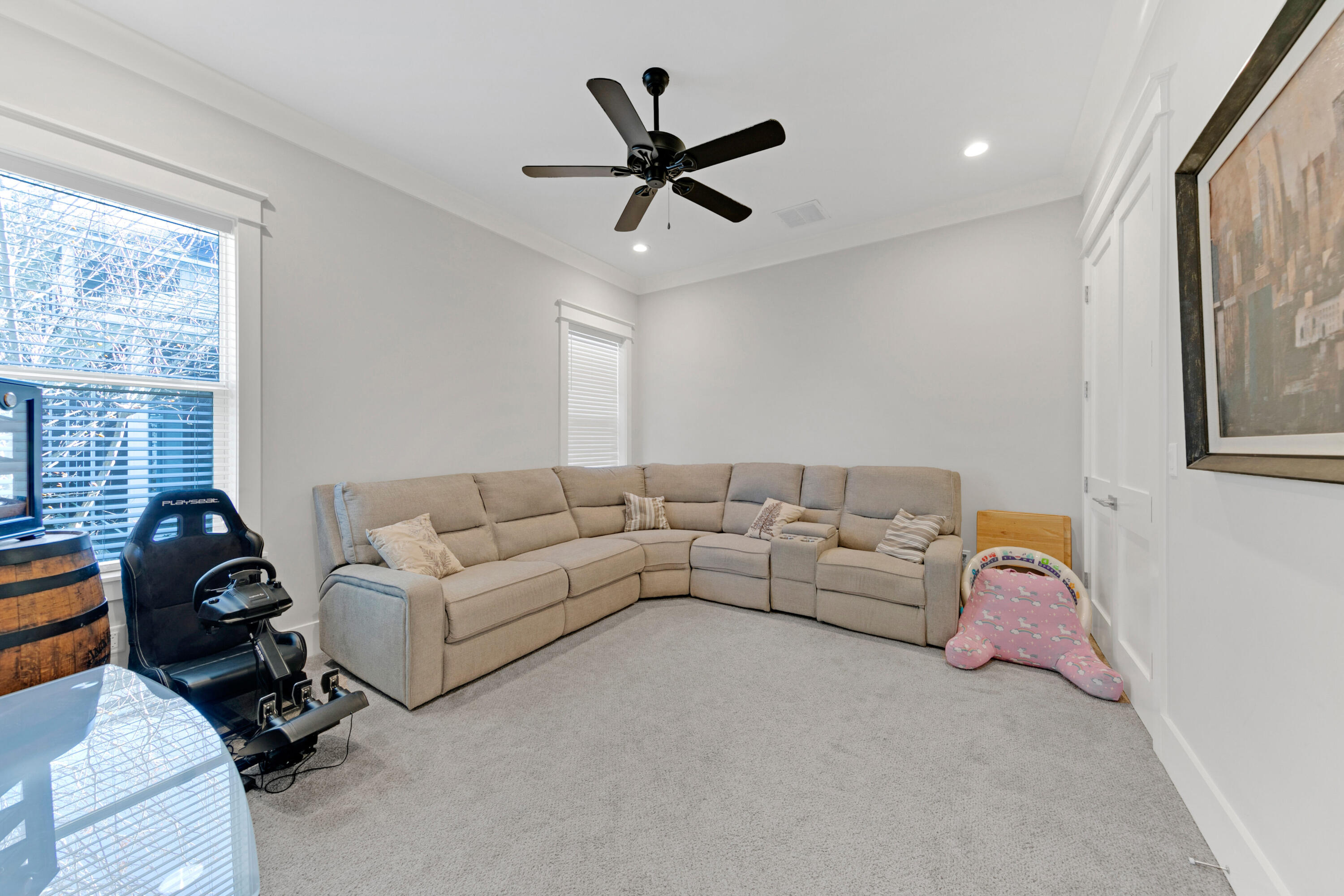 PELICAN BAY S/D - Residential