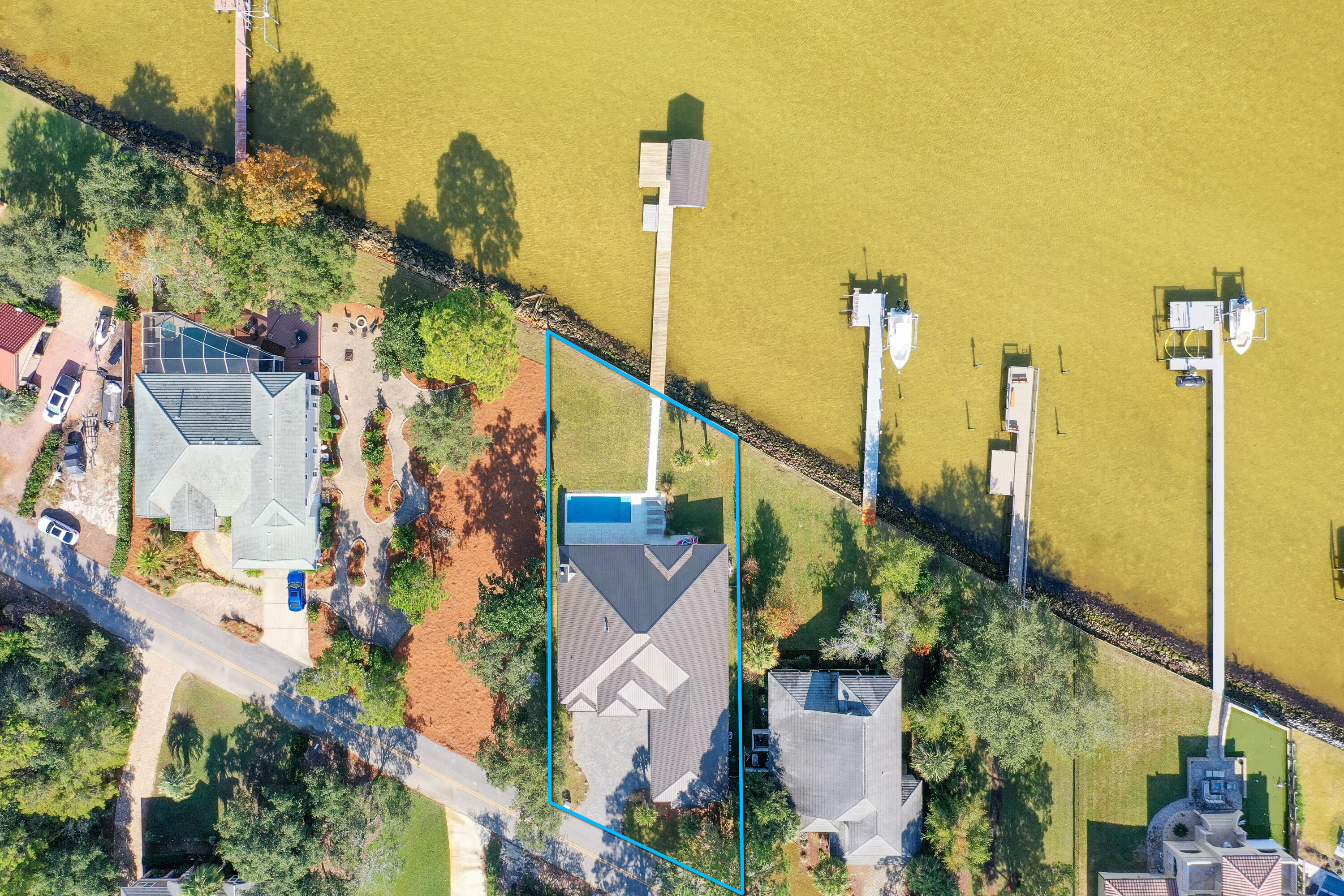PELICAN BAY S/D - Residential