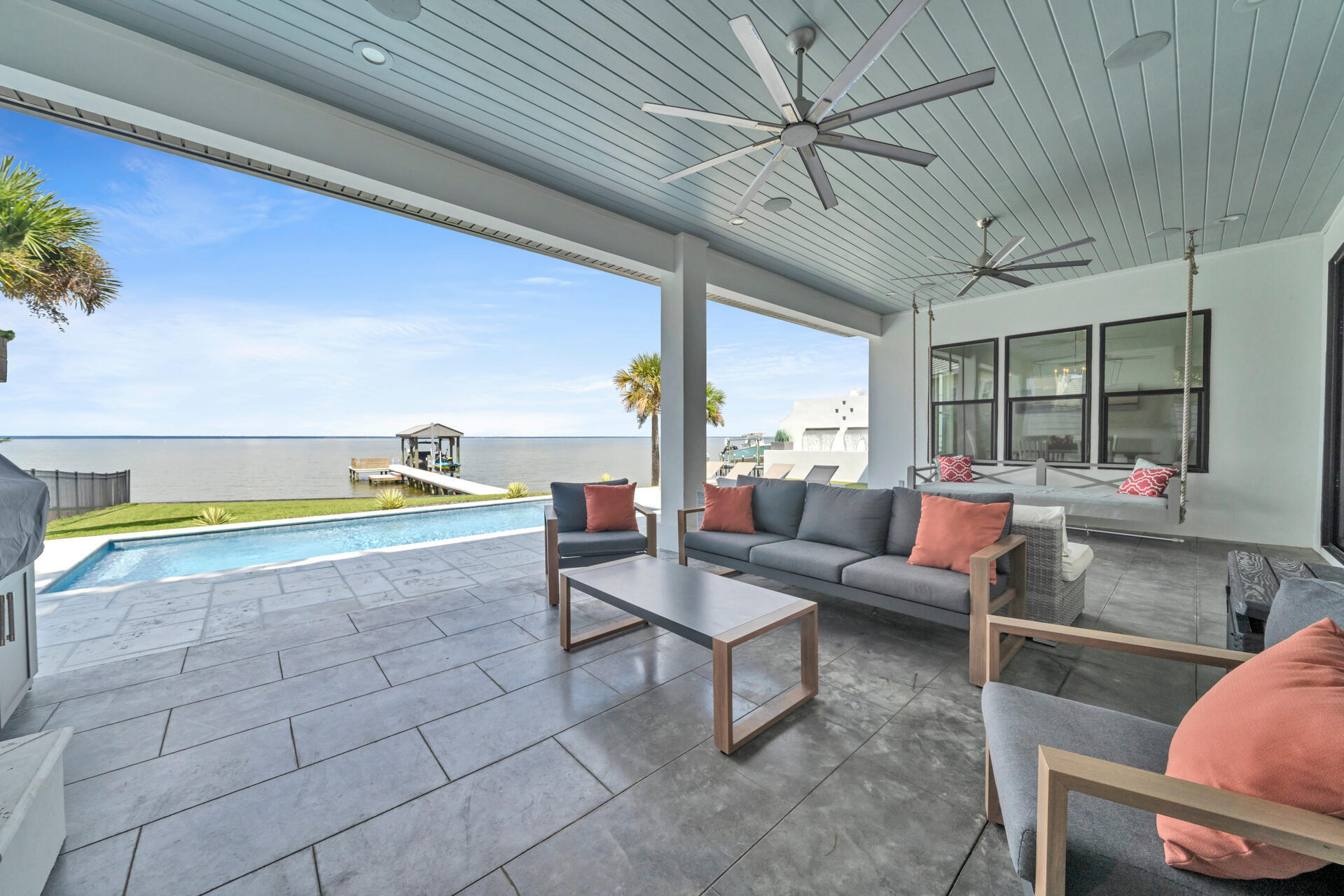 PELICAN BAY S/D - Residential