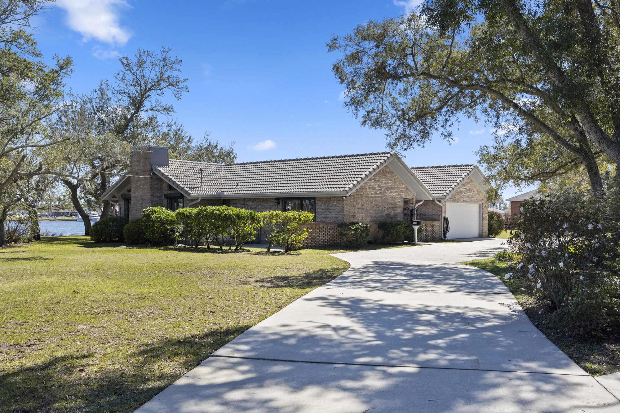 NO RECORDED SUBDIVISION - Residential