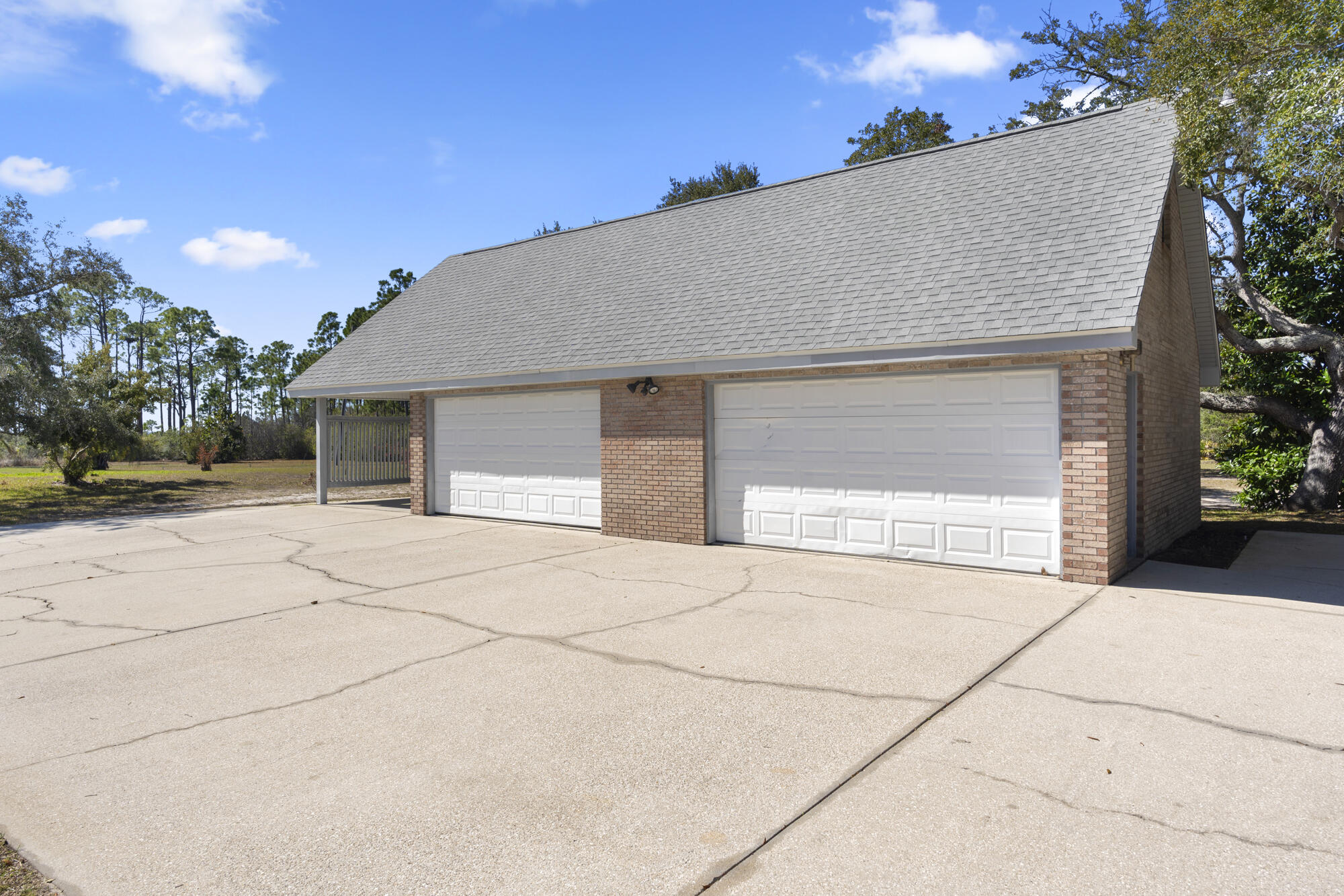 NO RECORDED SUBDIVISION - Residential