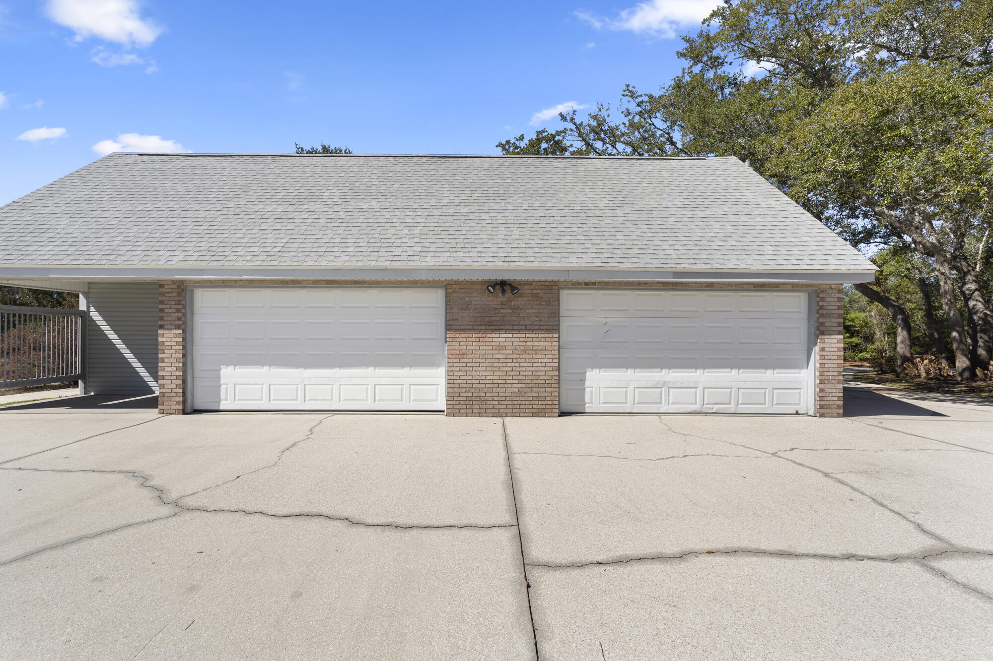 NO RECORDED SUBDIVISION - Residential