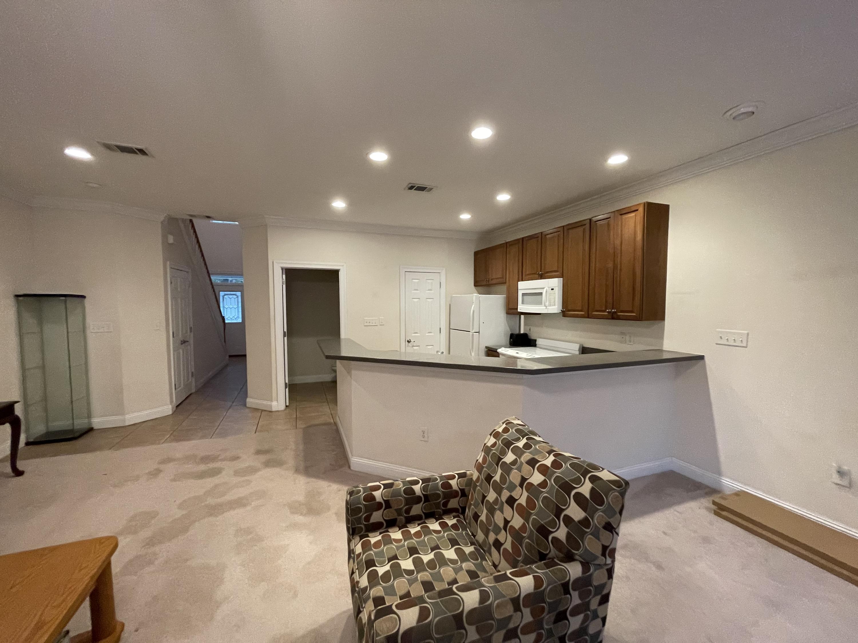 CROSS CREEK - Residential