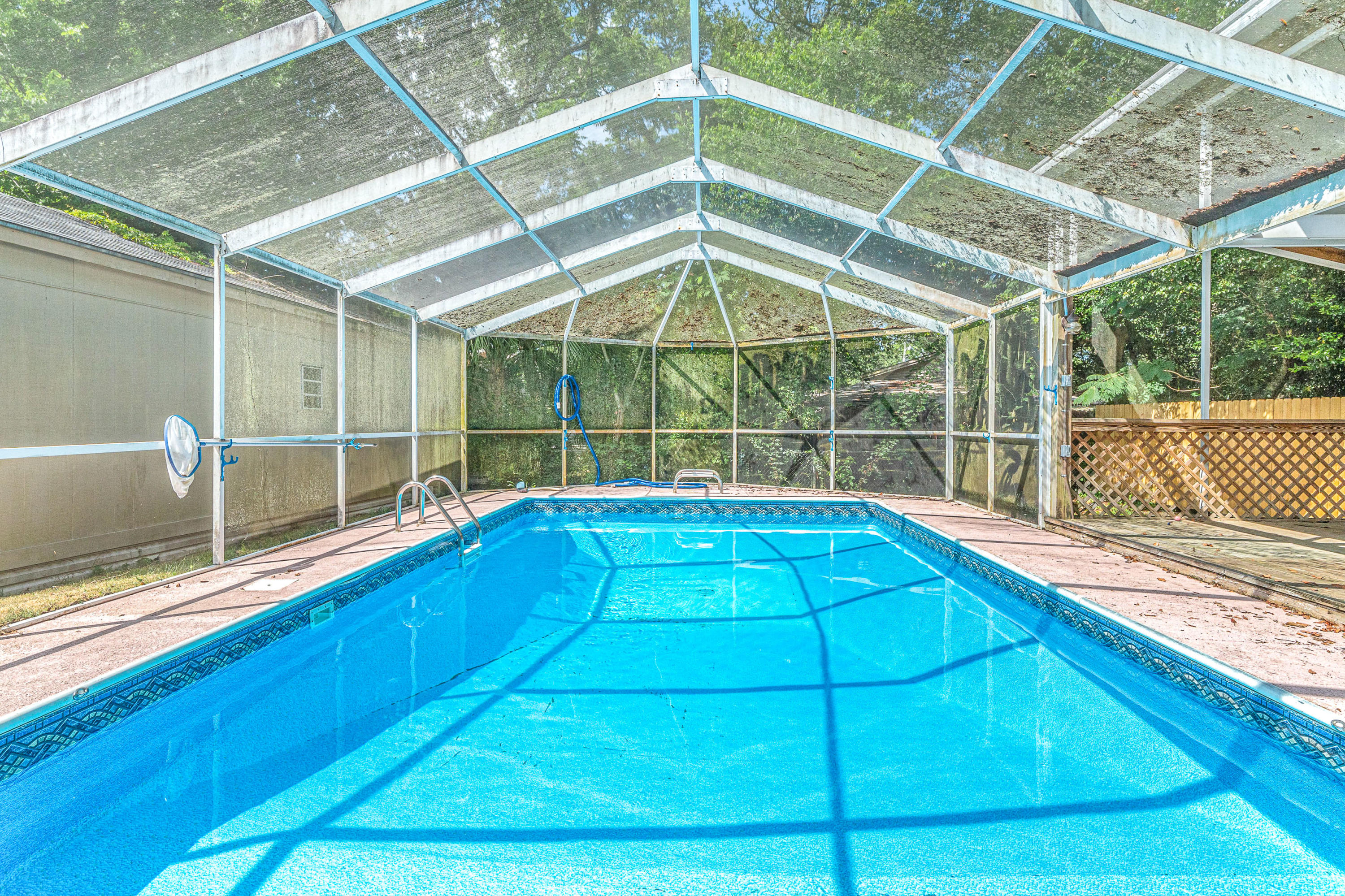 GARNIERS BEACH 2ND - Residential