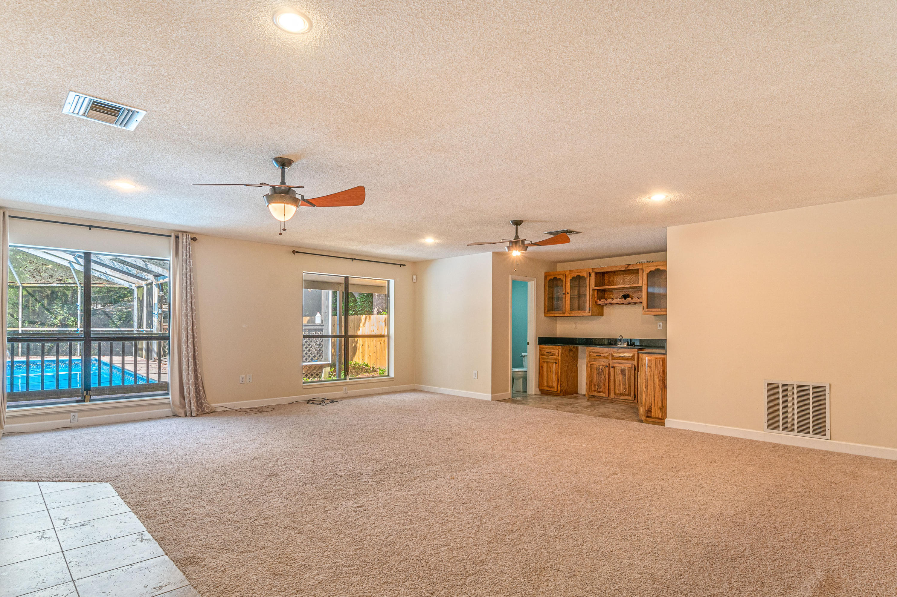 GARNIERS BEACH 2ND - Residential