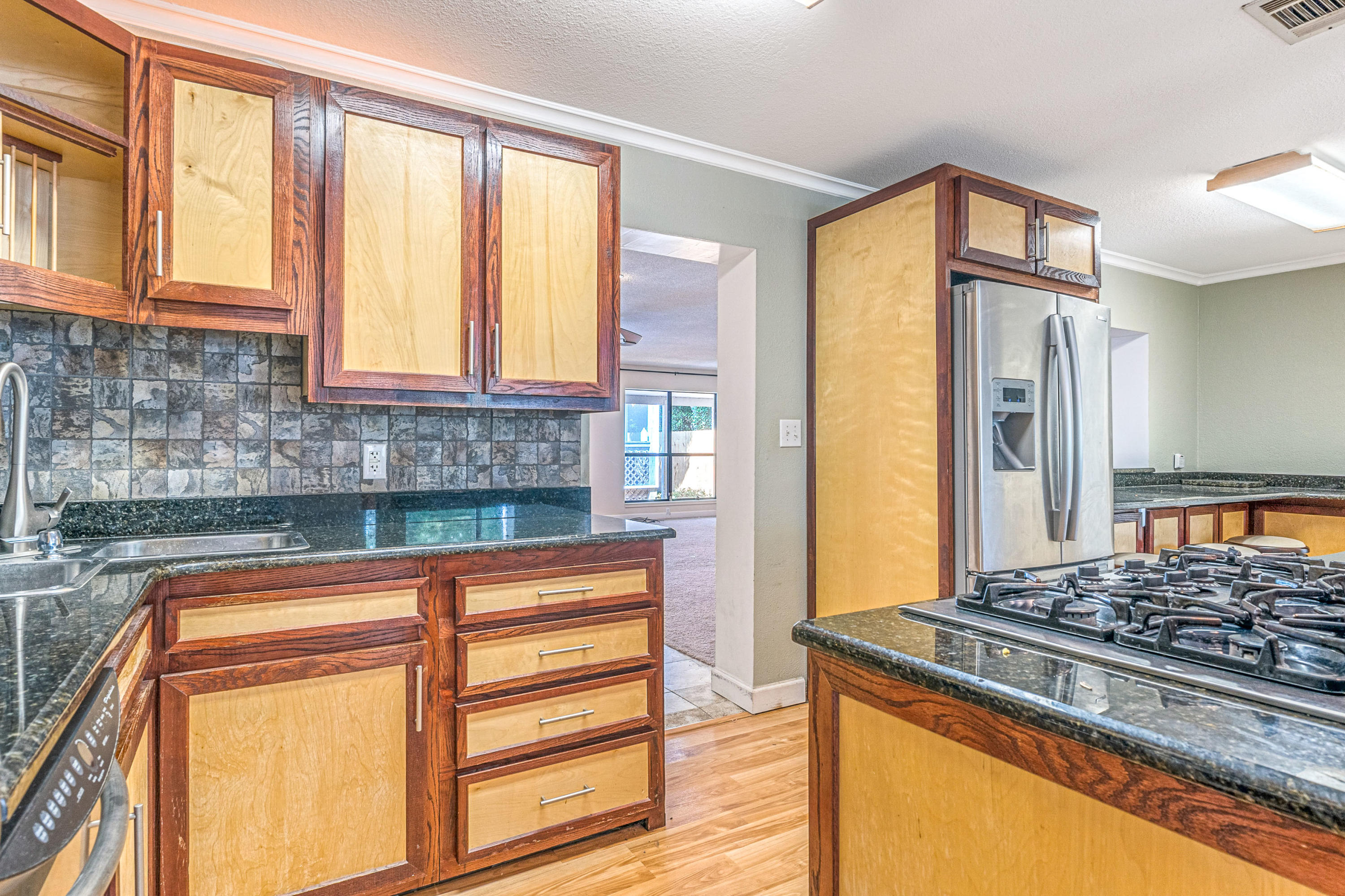 GARNIERS BEACH 2ND - Residential