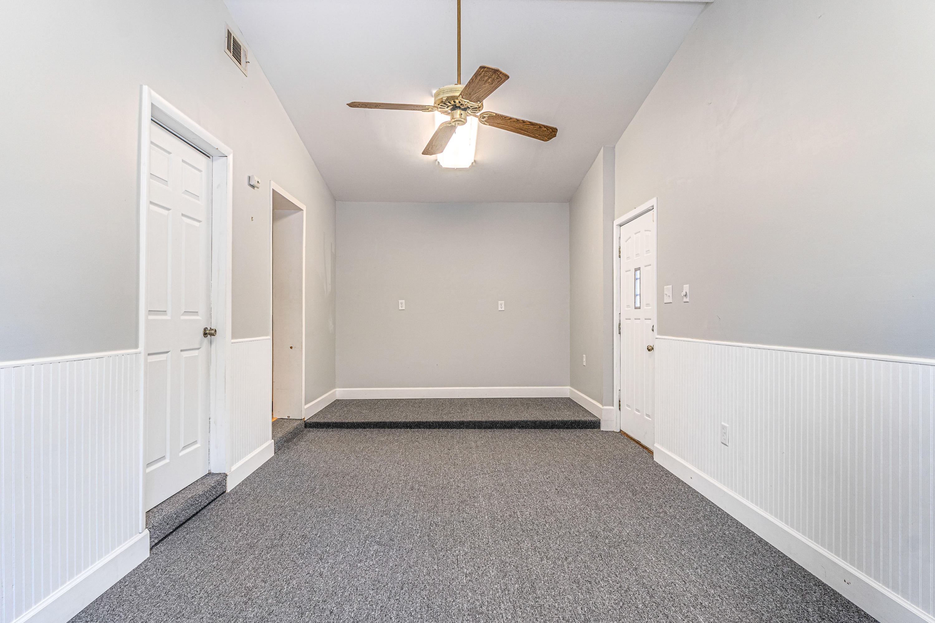 GARNIERS BEACH 2ND - Residential