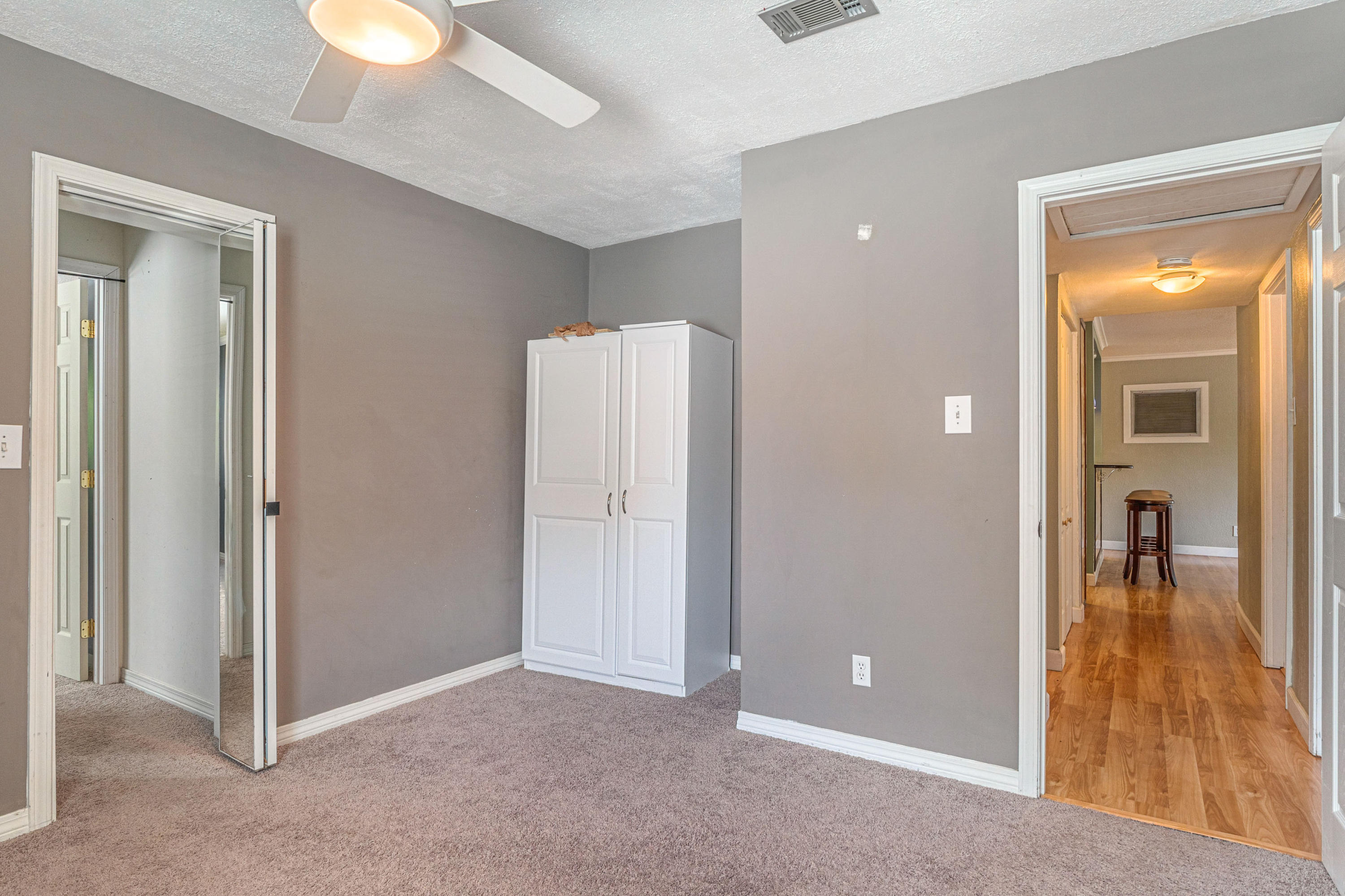 GARNIERS BEACH 2ND - Residential