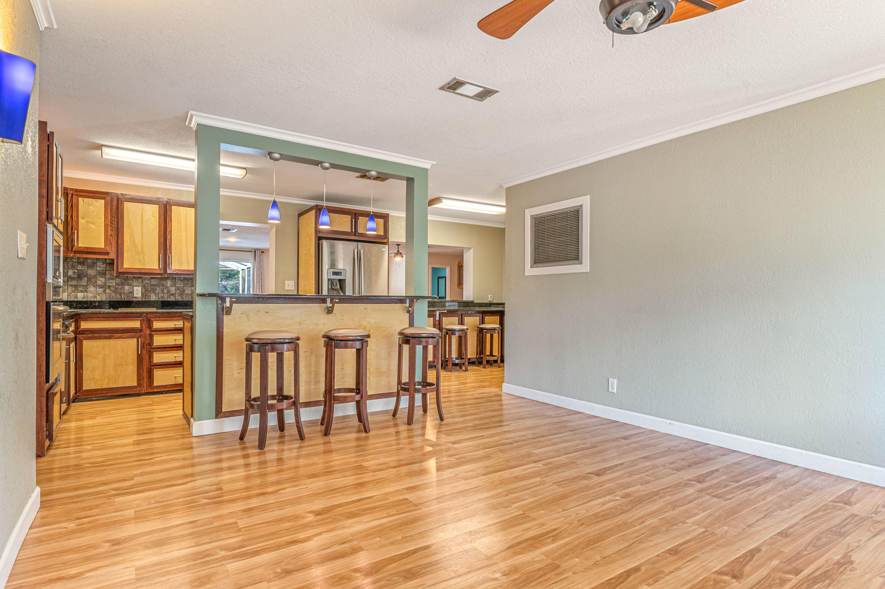 GARNIERS BEACH 2ND - Residential