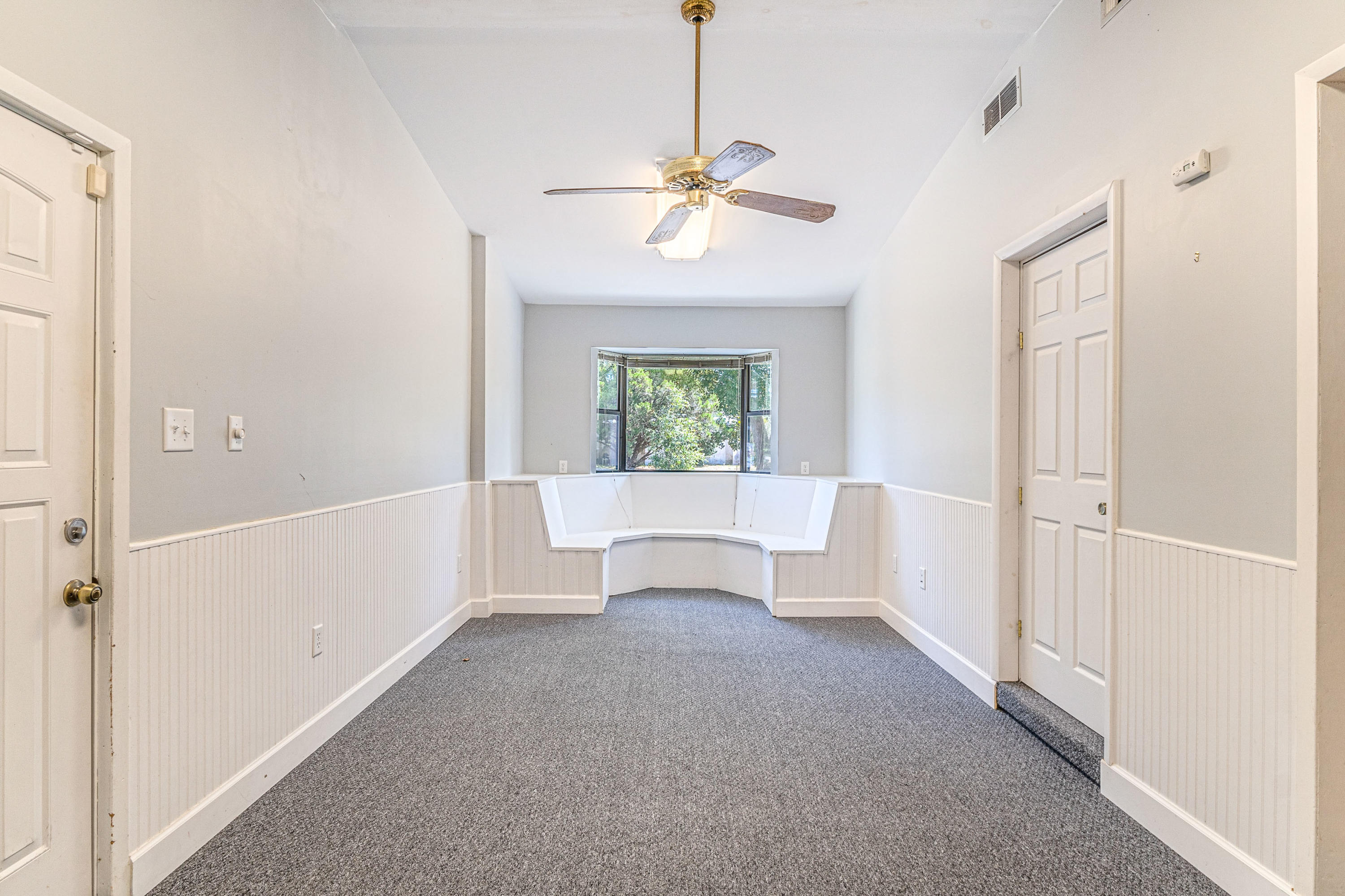 GARNIERS BEACH 2ND - Residential